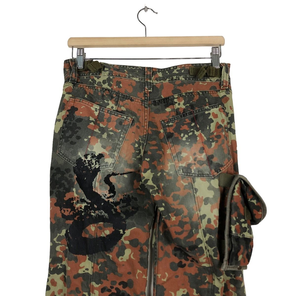 Le Grande Bleu (L.G.B.) 🔥Camouflage Military Design Cargo Parachute Raiders Pants Size US 30 / EU 46 - 16 Thumbnail
