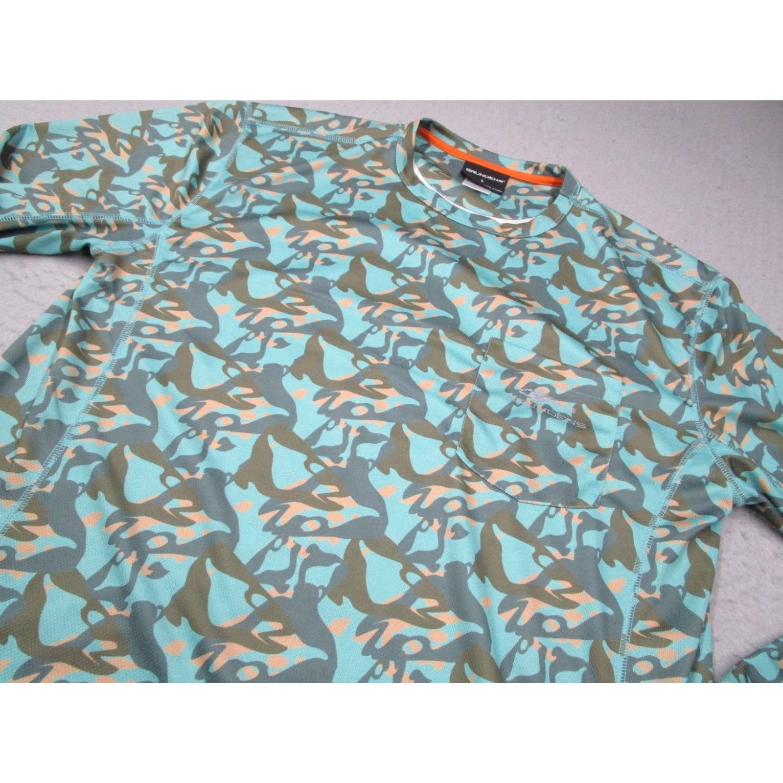 Vintage Grundens Mens Large Blue Camo Long Sleeve Crew Neck Shirt Size US L / EU 52-54 / 3 - 2 Thumbnail