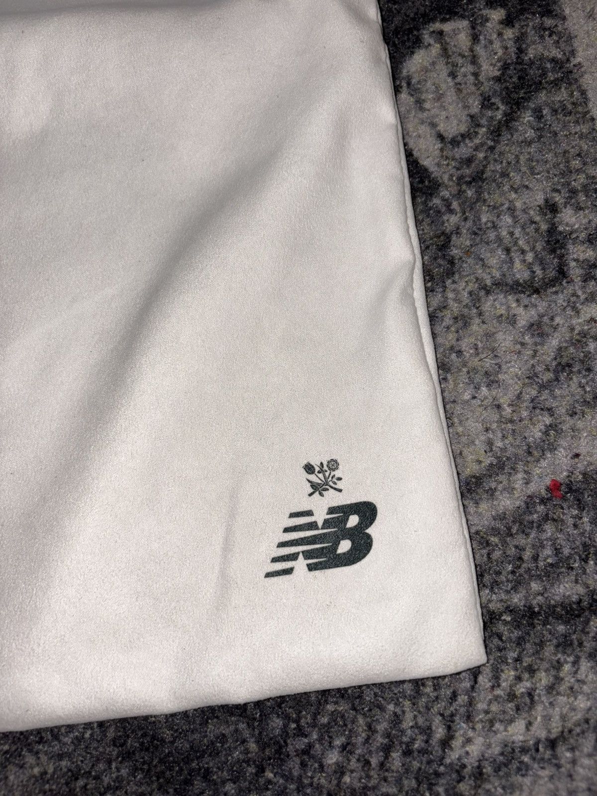 Aime Leon Dore × New Balance Aime Leon Dore x New Balance Drawstring Dust Bag Size ONE SIZE - 2 Thumbnail