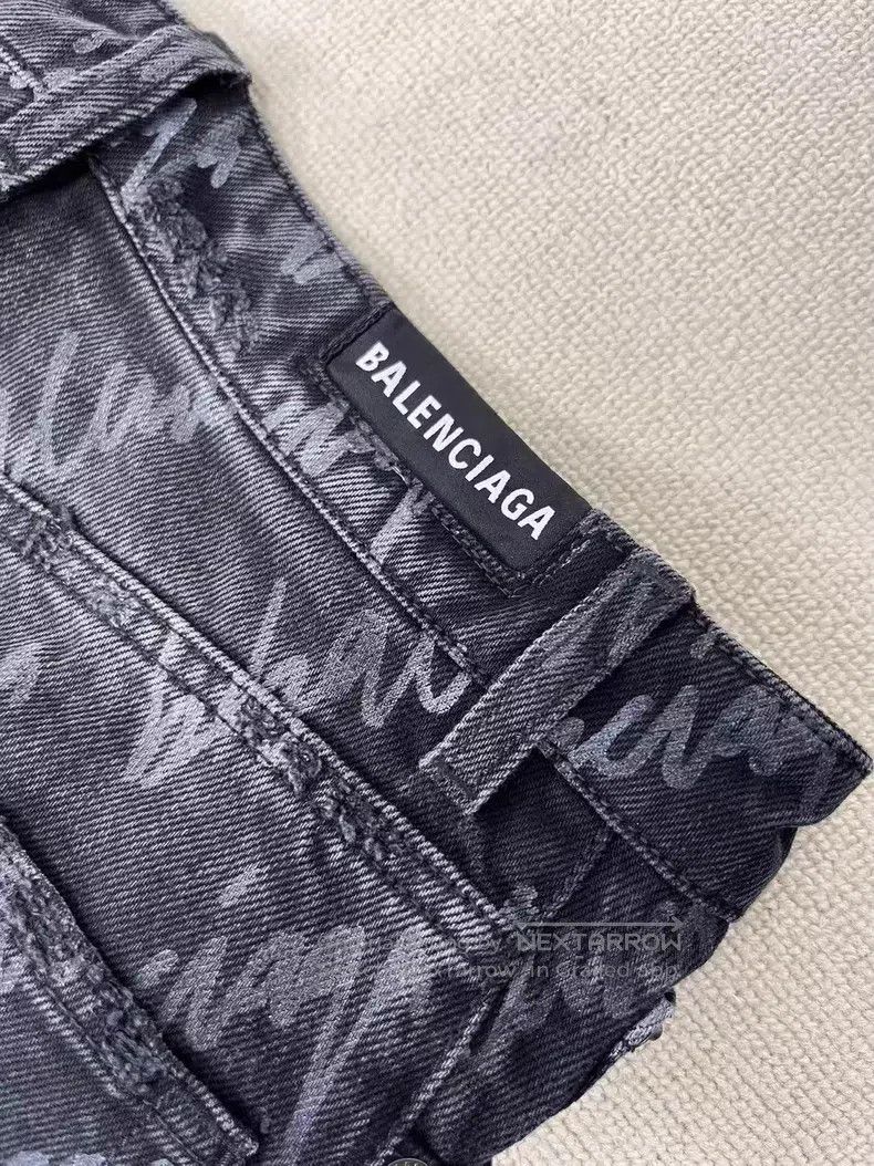 Balenciaga Balenciaga Letter Logo Printed Wide Leg Jeans Size US 30 / EU 46 - 3 Thumbnail