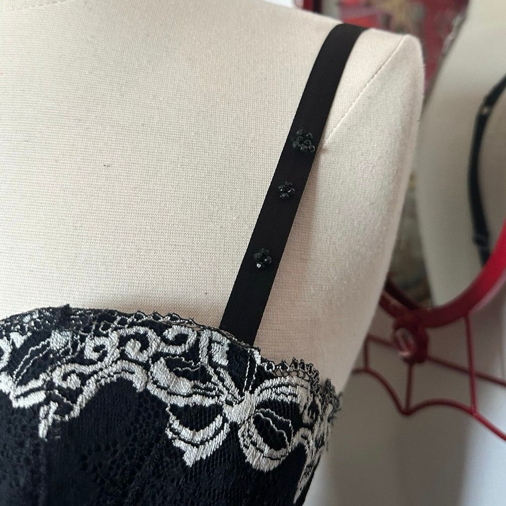 Victoria's Secret victorias secret black lace corset bralette top Size ONE SIZE - 3 Thumbnail