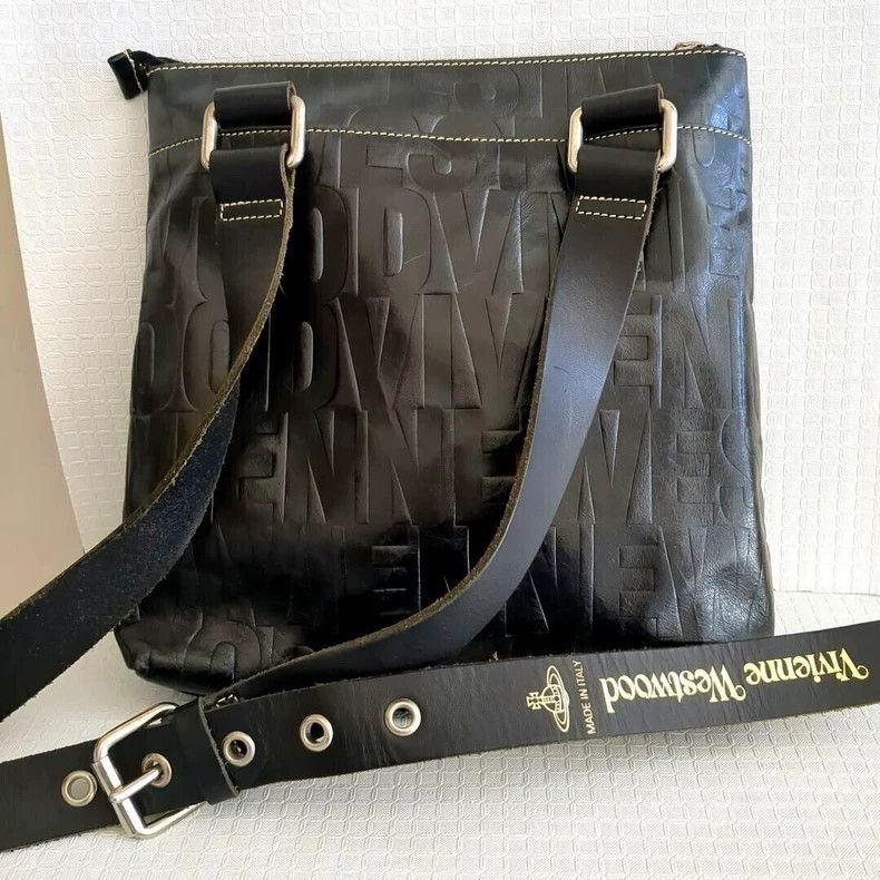Vivienne Westwood Vivienne Westwood Black oil wax leather text full print Sa Size ONE SIZE - 1 Thumbnail