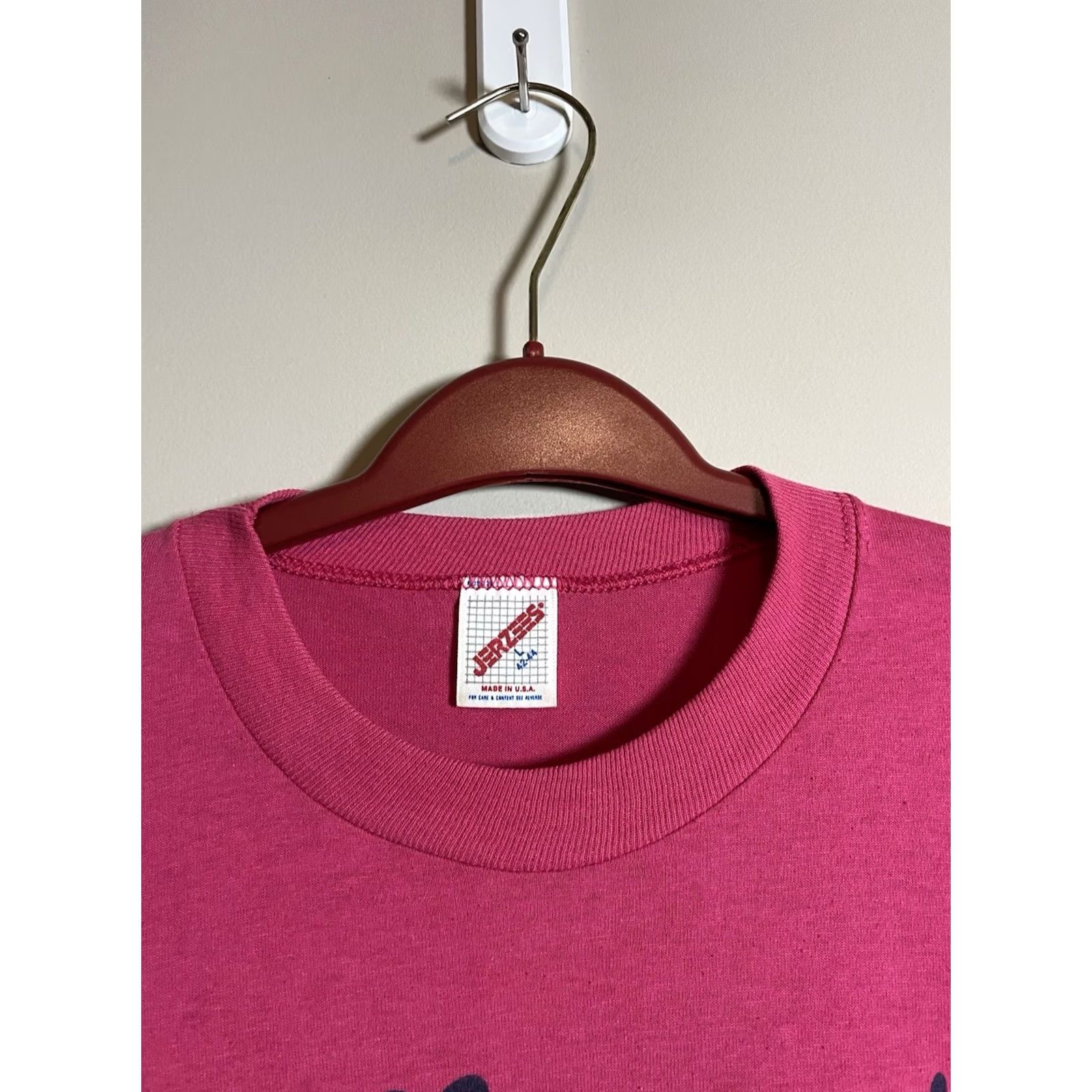 Jerzees VINTAGE Canoe Outpost Peace River T-Shirt Size L Unisex Purple 1990s Jerzees Graphic Tee Short Sleeve Grunge Bags Pit to Pit 20” Length 28” Size US L / EU 52-54 / 3 - 3 Thumbnail