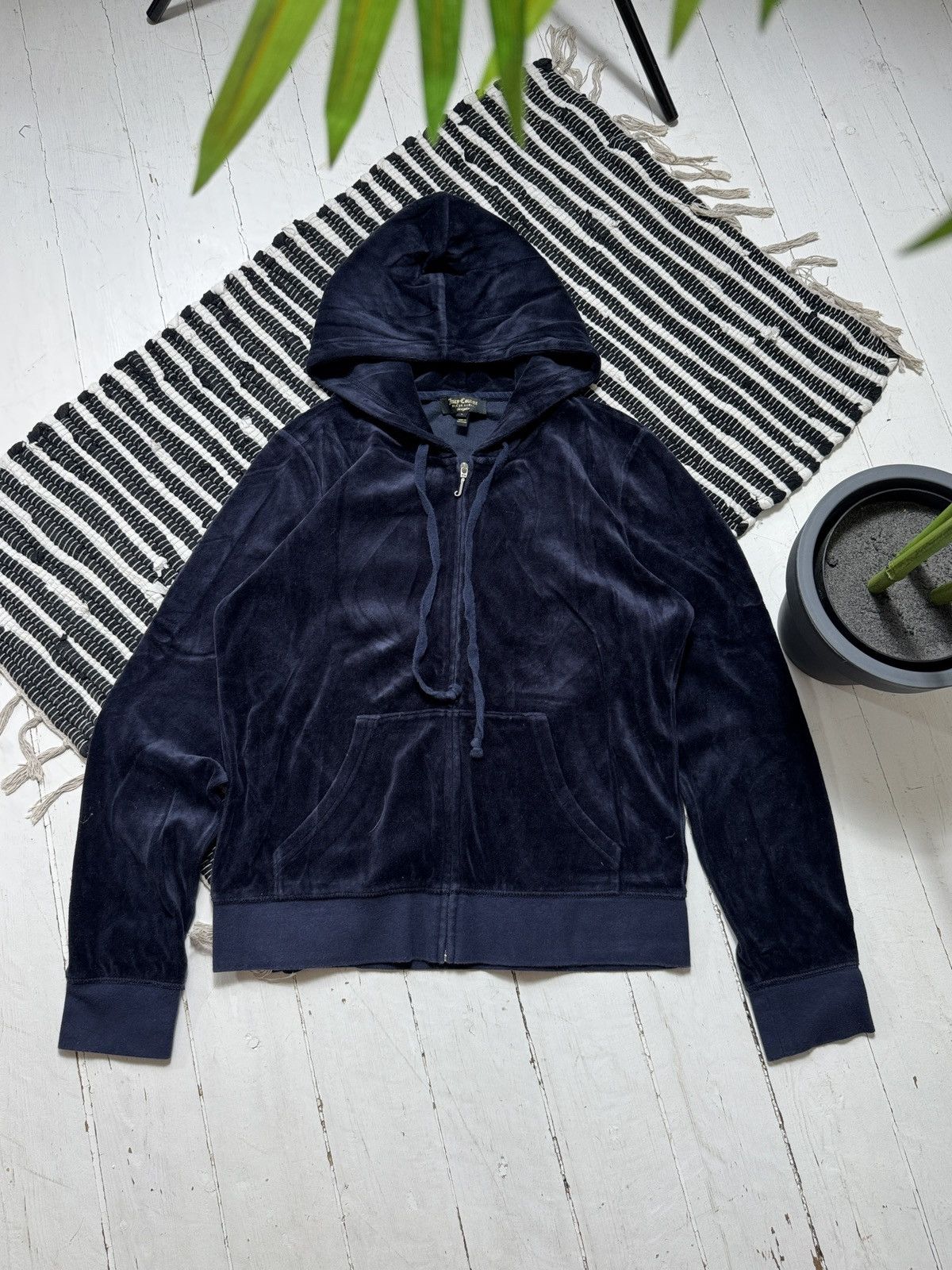 Juicy Couture VINTAGE VELOUR JUICY COUTURE 2000s NAVY TRACKSUIT Size M / US 6-8 / IT 42-44 - 3 Thumbnail