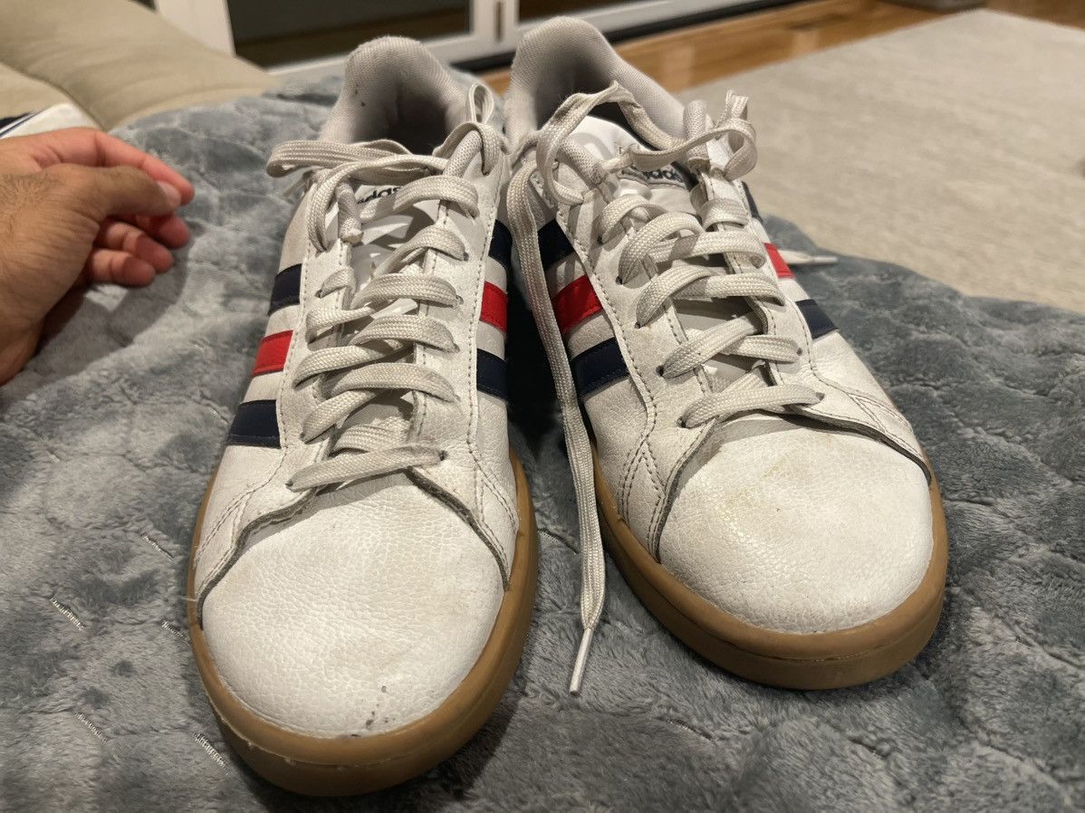 Adidas × Vintage White Adidas Samba Blue And Red Stripes Size 9 Size US 9 / EU 42 - 1 Thumbnail