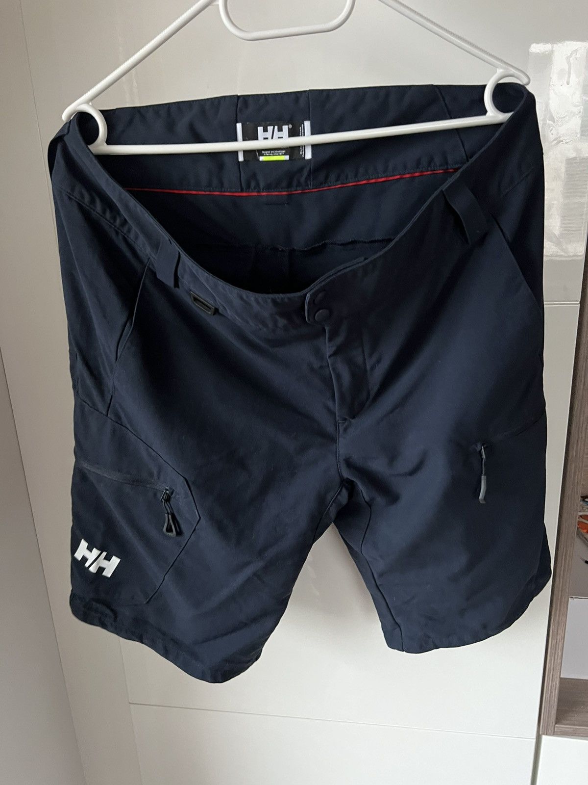 Helly Hansen Helly Hansen Men’s Tech Gorpcore Multi Pocket Trail Shorts Size US 34 / EU 50 - 7 Thumbnail