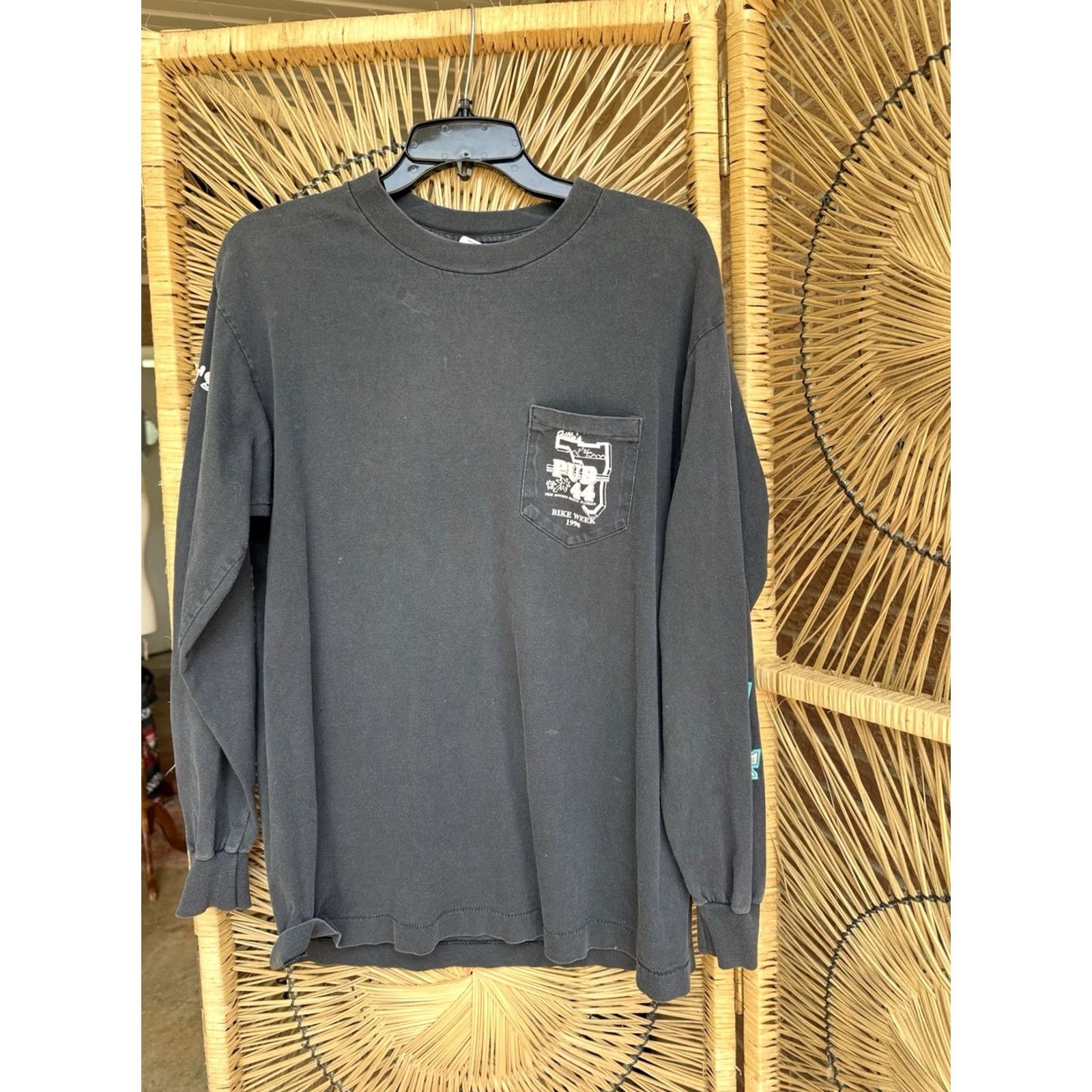 Vintage VINTAGE 1996 Gilly’s Pub 44 Bike Week XL Long Sleeve Eagle Biker Shirt Adults XL Black Graphic Back Pocket Front 100% Cotton Made in USA Softee Size US XL / EU 56 / 4 - 6 Thumbnail