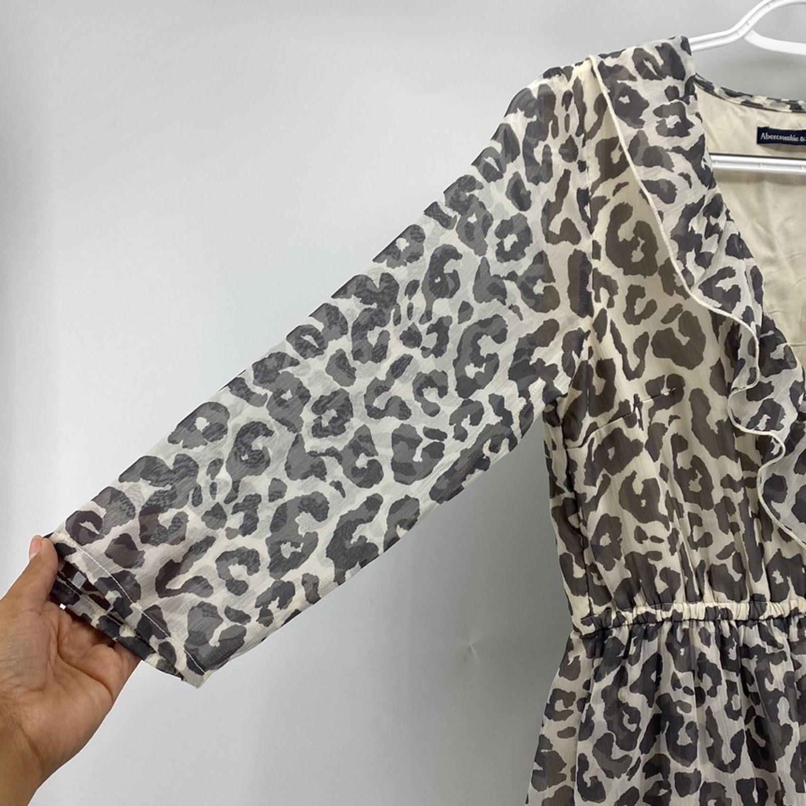 Abercrombie & Fitch Abercrombie & Fitch leopard print grey mini dress date Size XS / US 0-2 / IT 36-38 - 6 Thumbnail