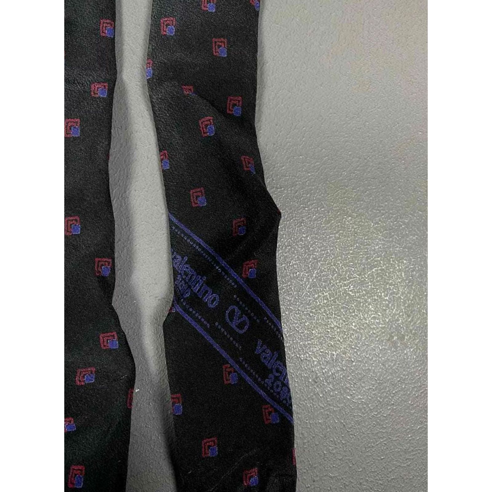 Valentino VALENTINO Black Silk Dotted Tie Vintage Made in Italy Geometric Logo Tie Mens Silk Blend Pattern Geometric Size ONE SIZE - 3 Thumbnail