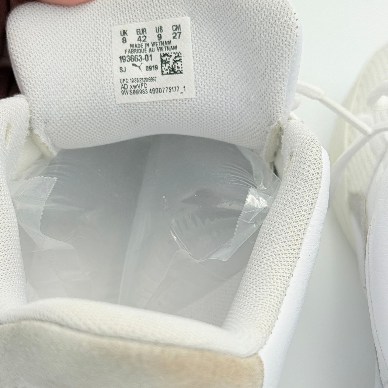 Puma Puma Clyde Hardwood White Black Basketball Shoes Size US 9 / EU 42 - 6 Thumbnail