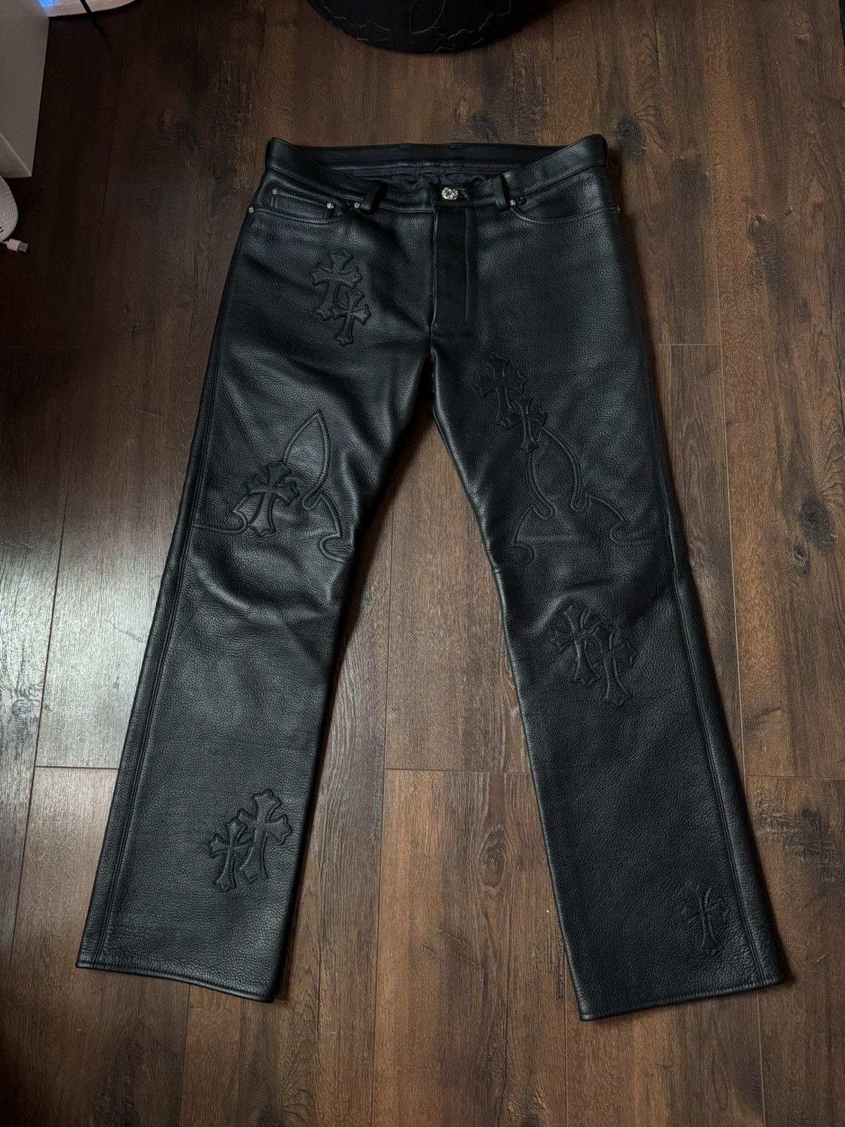 Chrome Hearts Chrome Hearts Leather Fleur pants Size US 34 / EU 50 - 1 Thumbnail