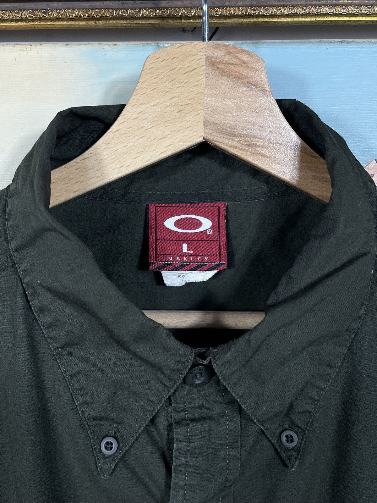 Oakley Oakley Vintage 90s Buttom Ups Shirt Gorpcore Streetwear Swag Size US L / EU 52-54 / 3 - 7 Thumbnail
