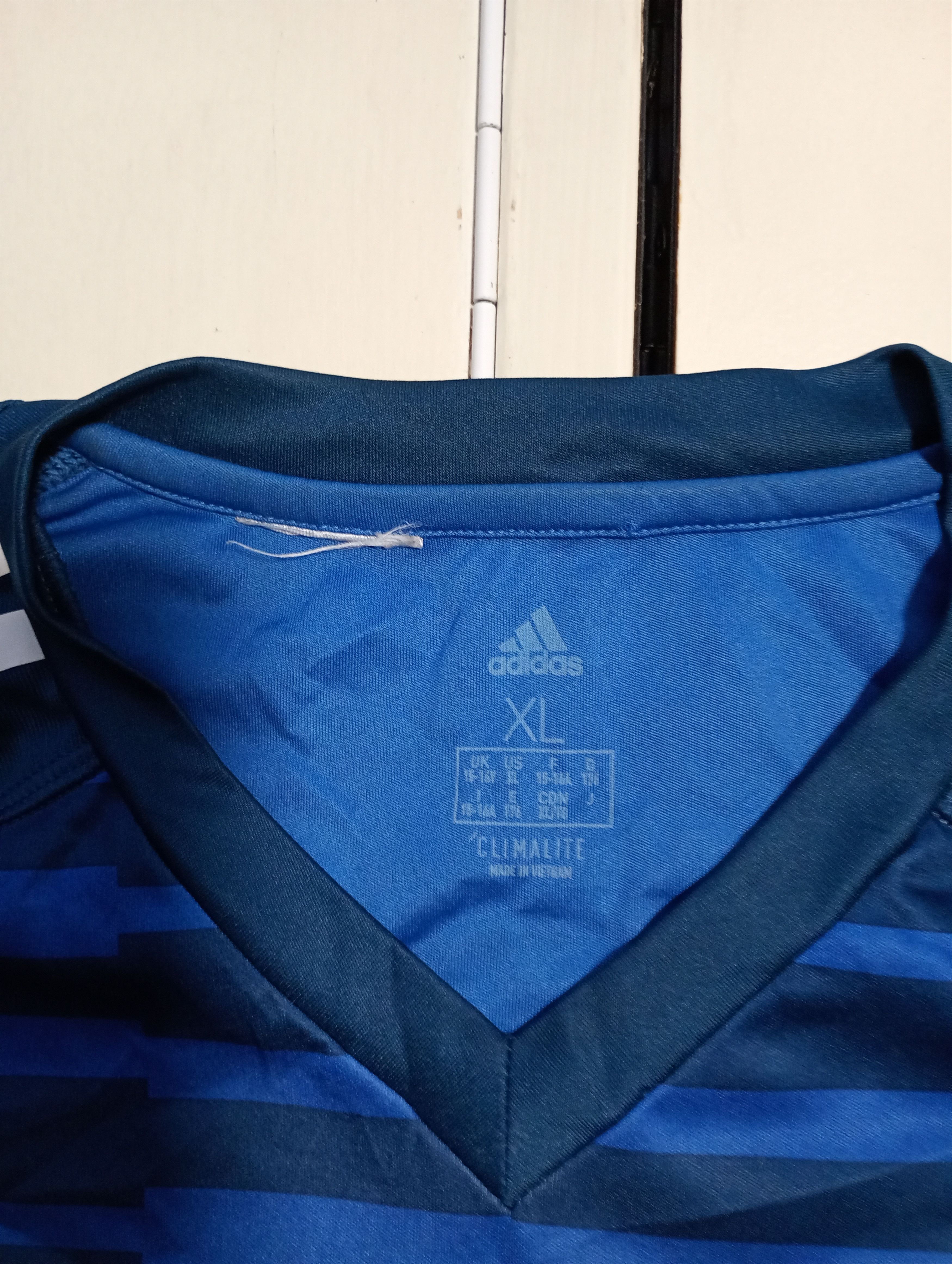 Adidas Adidas Germany Jersey 1 Neuer 2018-2019 Junior size XL Size US S / EU 44-46 / 1 - 8 Thumbnail
