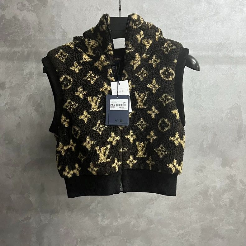 Louis Vuitton Louis Vuitton Brown graphic print zip-up hooded sleeveless Size XS / US 0-2 / IT 36-38 - 1 Thumbnail