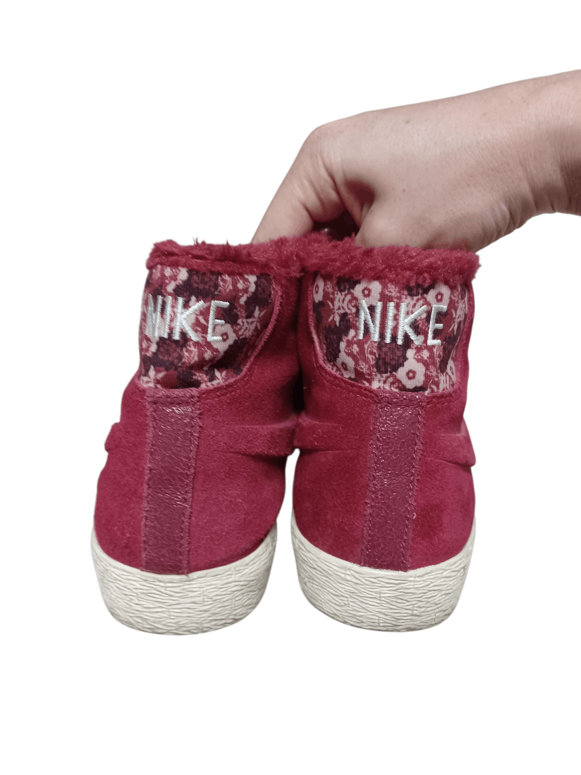 Nike NIKE BLAZER SUEDE VINTAGE LADY`S 2011 SNEAKERS Size US 9.5 / IT 39.5 - 5 Thumbnail
