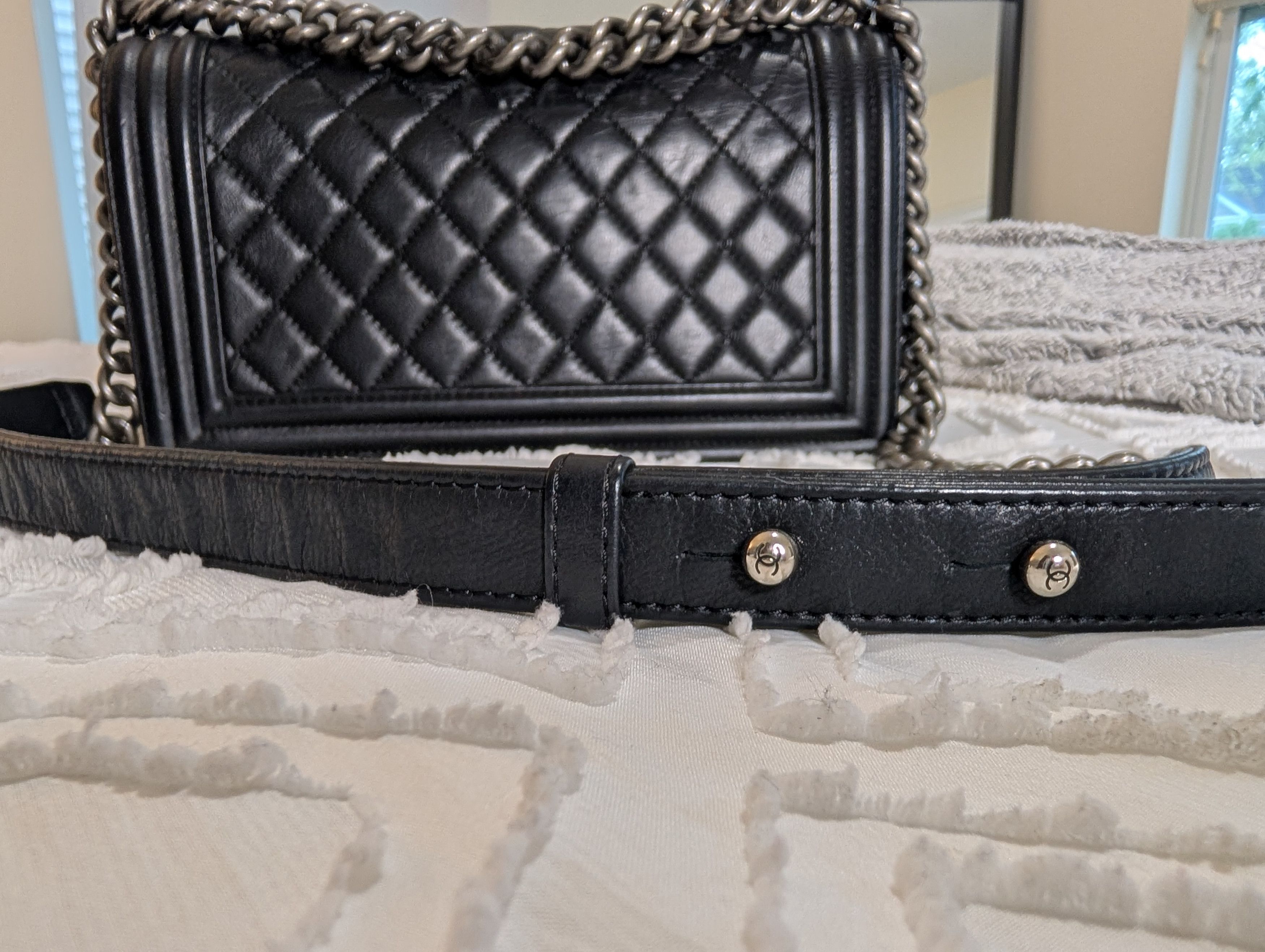 Chanel Chanel Black Quilted Lambskin Leather Boy Bag Size ONE SIZE - 11 Thumbnail
