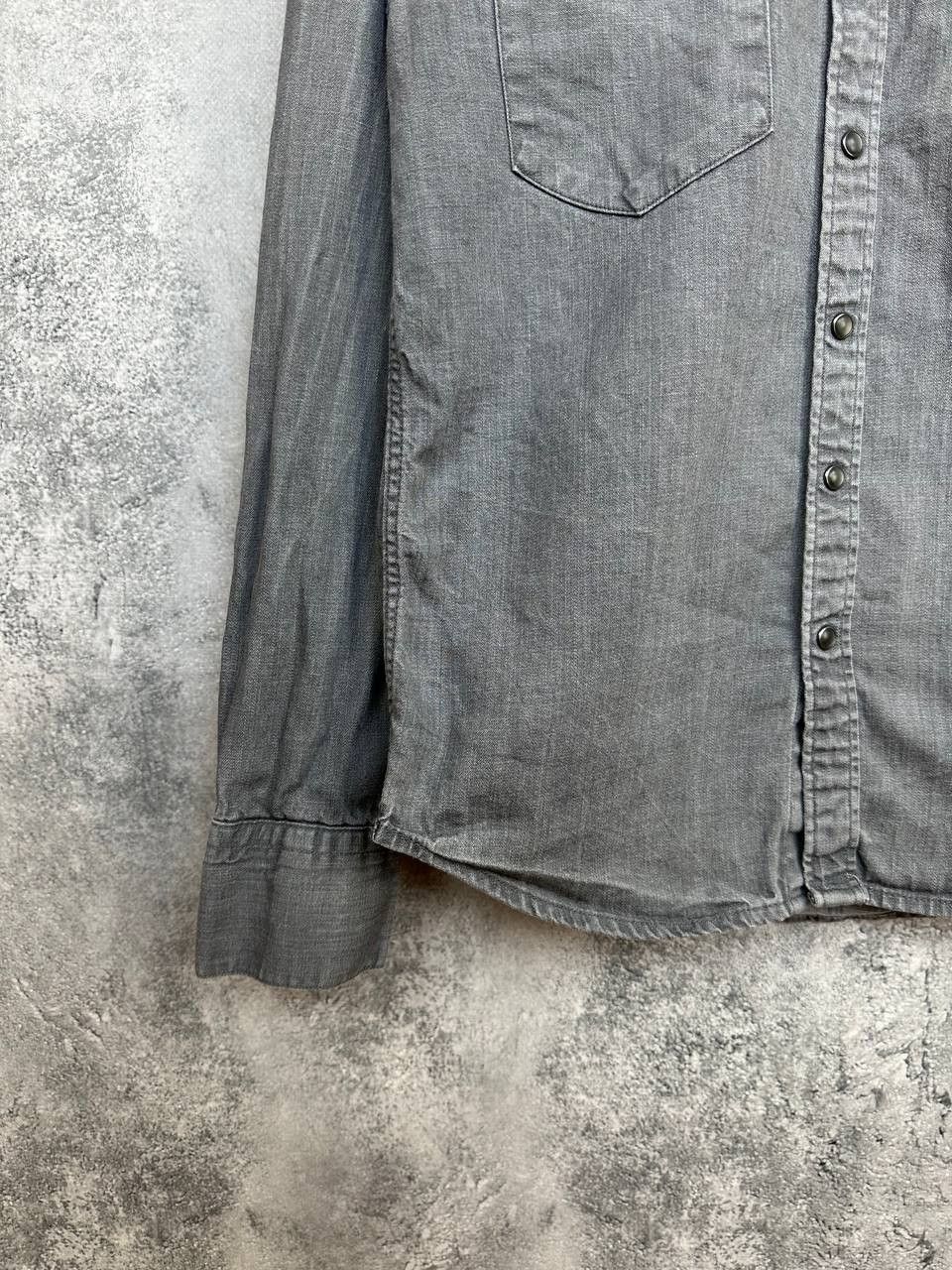 Levi's Vintage Clothing Levi’s Western Denim Pearl Snap Shirt Vintage Y2K Washed Size US S / EU 44-46 / 1 - 6 Thumbnail