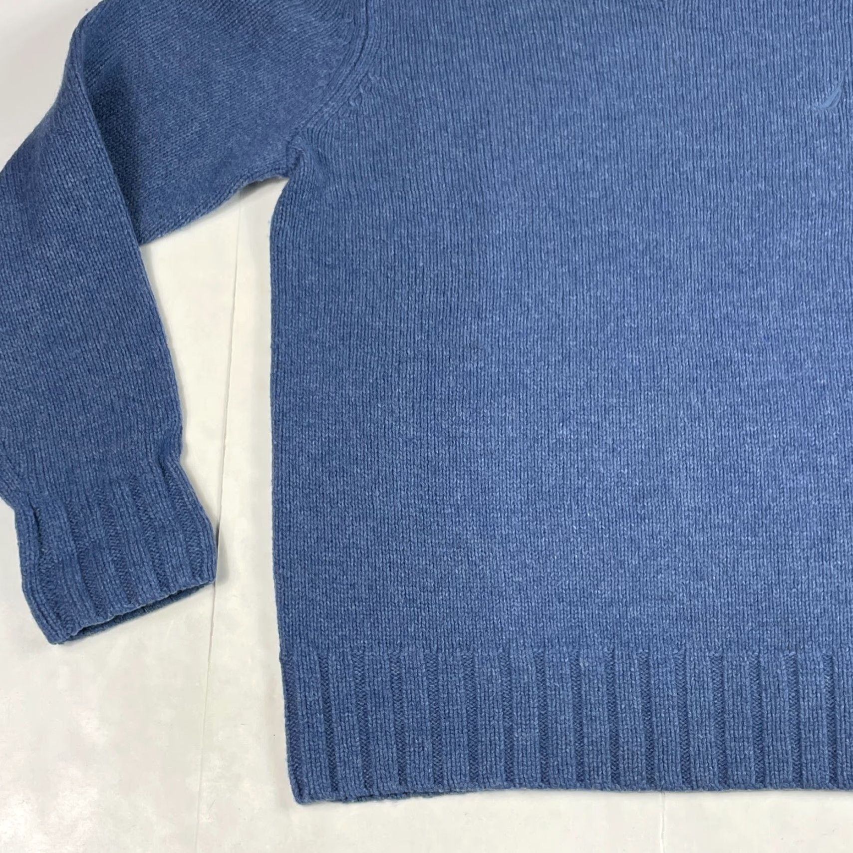 Nautica Nautica Sweater Mens Large Blue Merino Wool V Neck Pullover Ribbed Heavyweight Golf/Walking/Business Casual Formal Workwear Preppy Night? Size US L / EU 52-54 / 3 - 5 Thumbnail