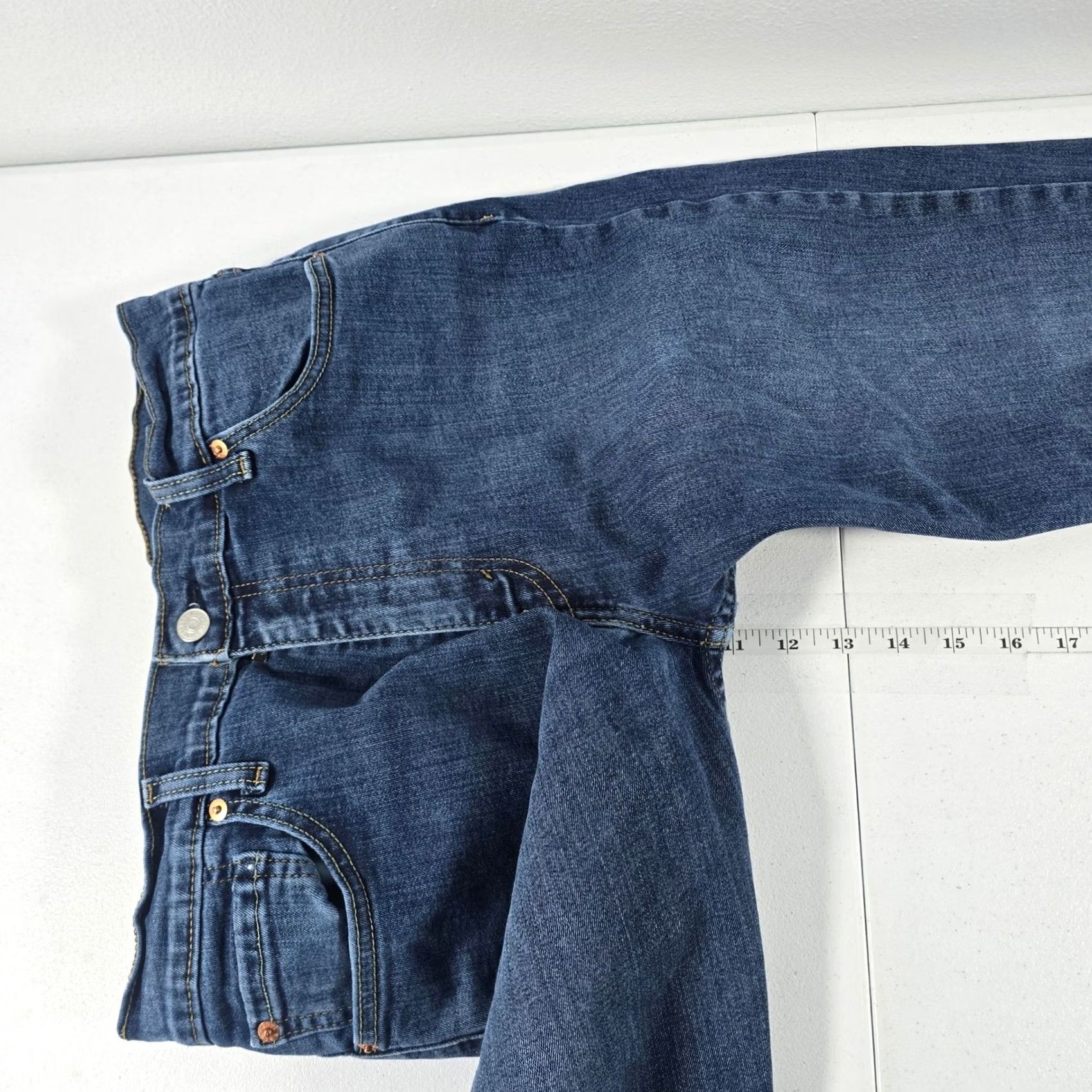 Levi's Item Specifications: Brand: Nike Size US 34 / EU 50 - 7 Thumbnail