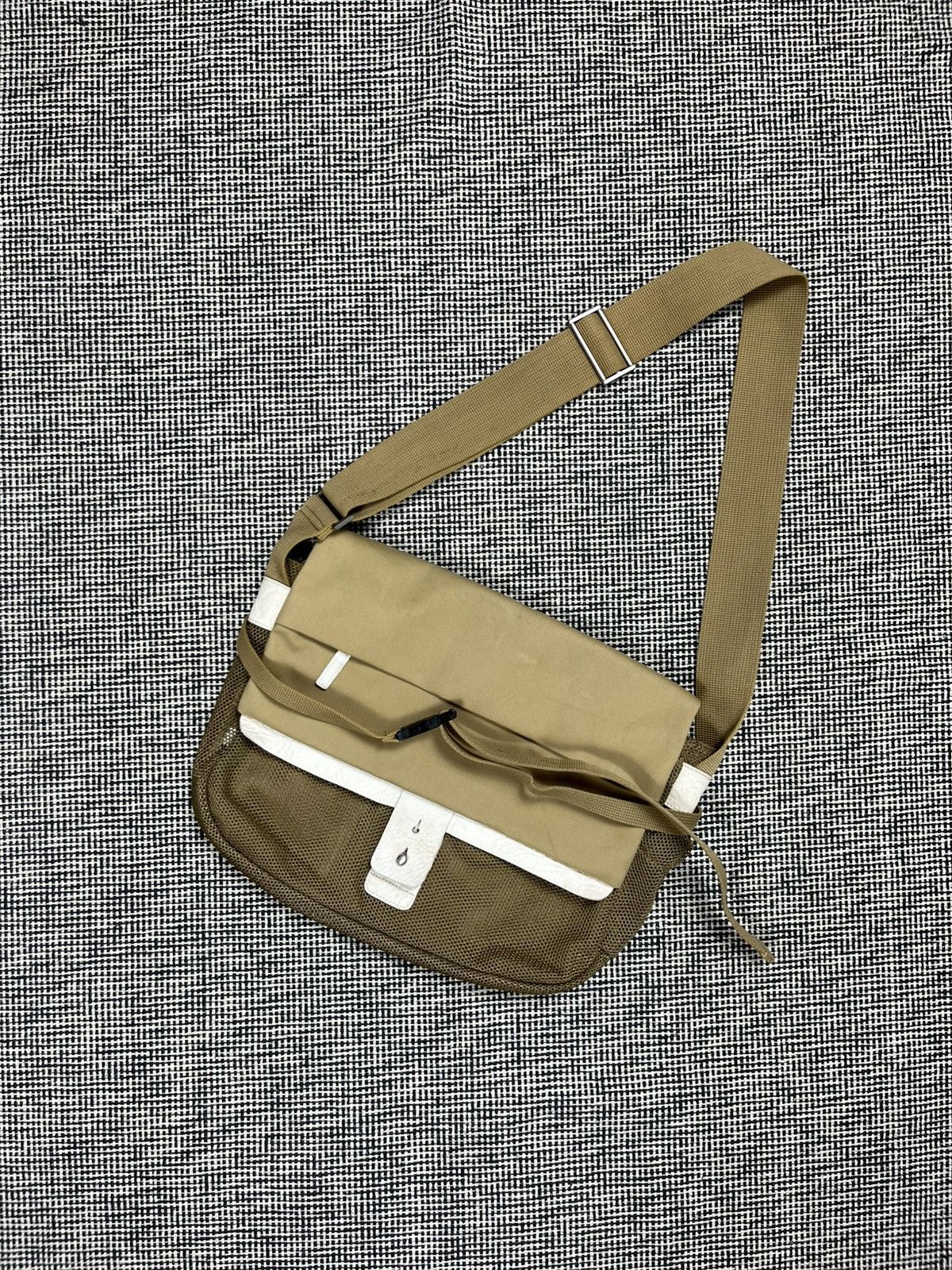 Neil Barrett × Puma Puma Neill Barrett 96hours mesh crossbody messenger bag Size ONE SIZE - 1 Thumbnail
