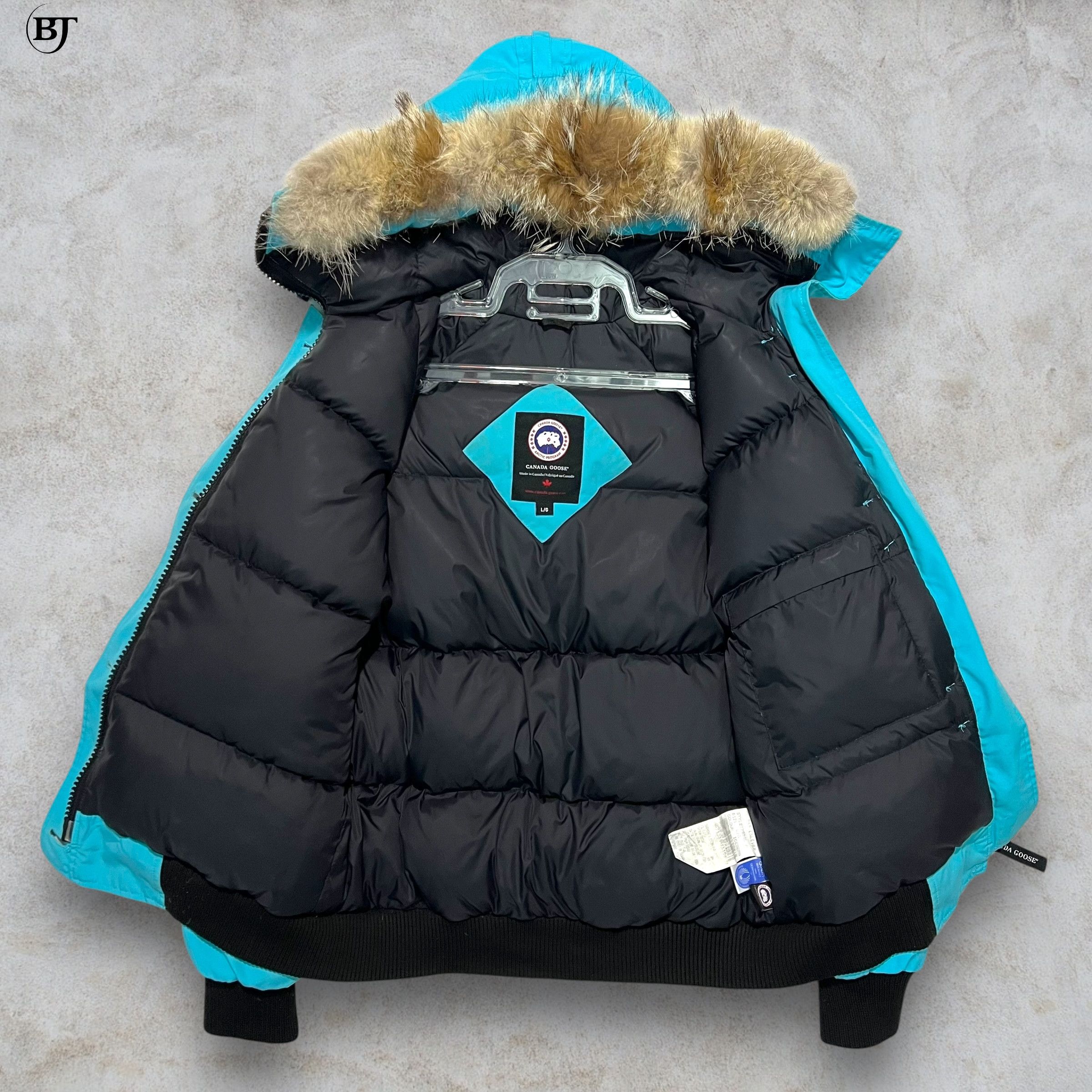 Canada Goose Ganada Goose women’s chilliwack Iceberg bomber parka Size L / US 10 / IT 46 - 5 Thumbnail