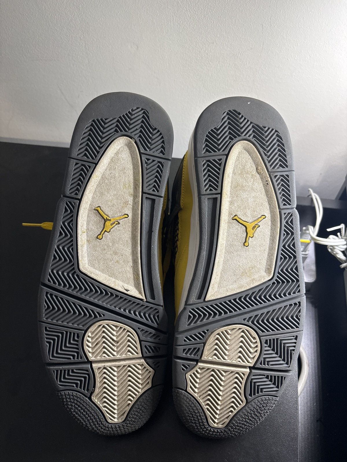 Jordan Brand Jordan 4 Lightnings Size US 10 / EU 43 - 5 Thumbnail