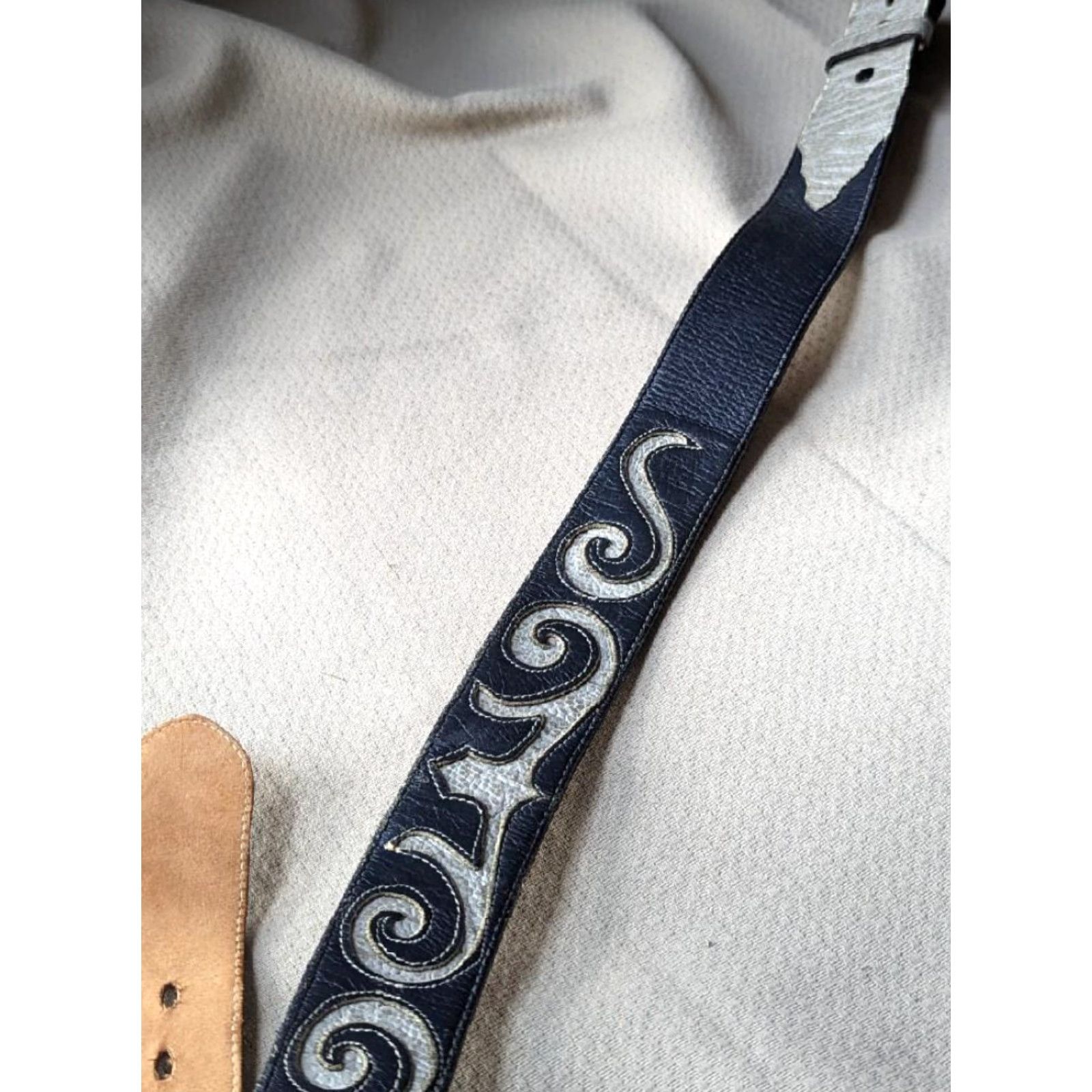 VINTAGE Tony Lama belt 1-5/8 wide 32 blue/gray USA made cowhide leather Western belt Mens