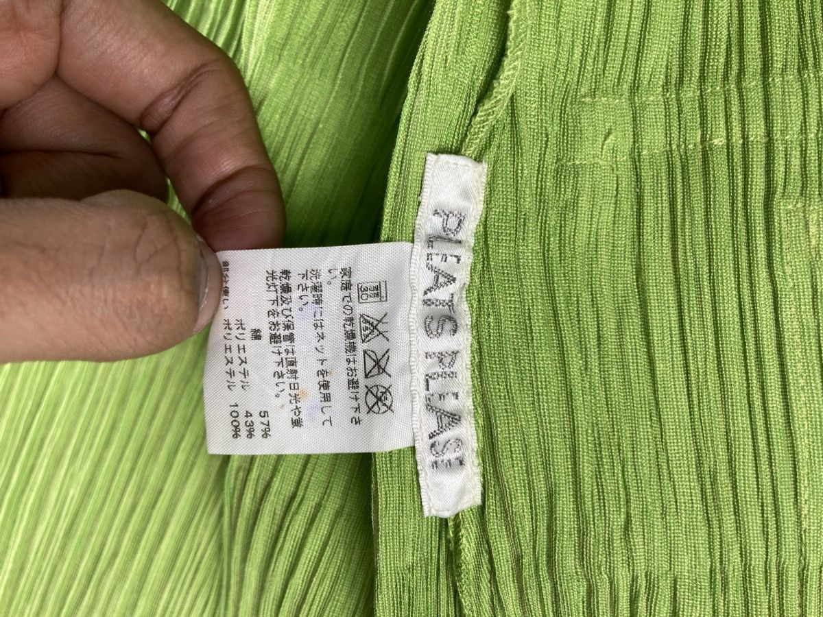 Issey Miyake Pleats Please Issey Miyake Pleated Jumper Blouse Grass Green Size M / US 6-8 / IT 42-44 - 6 Thumbnail
