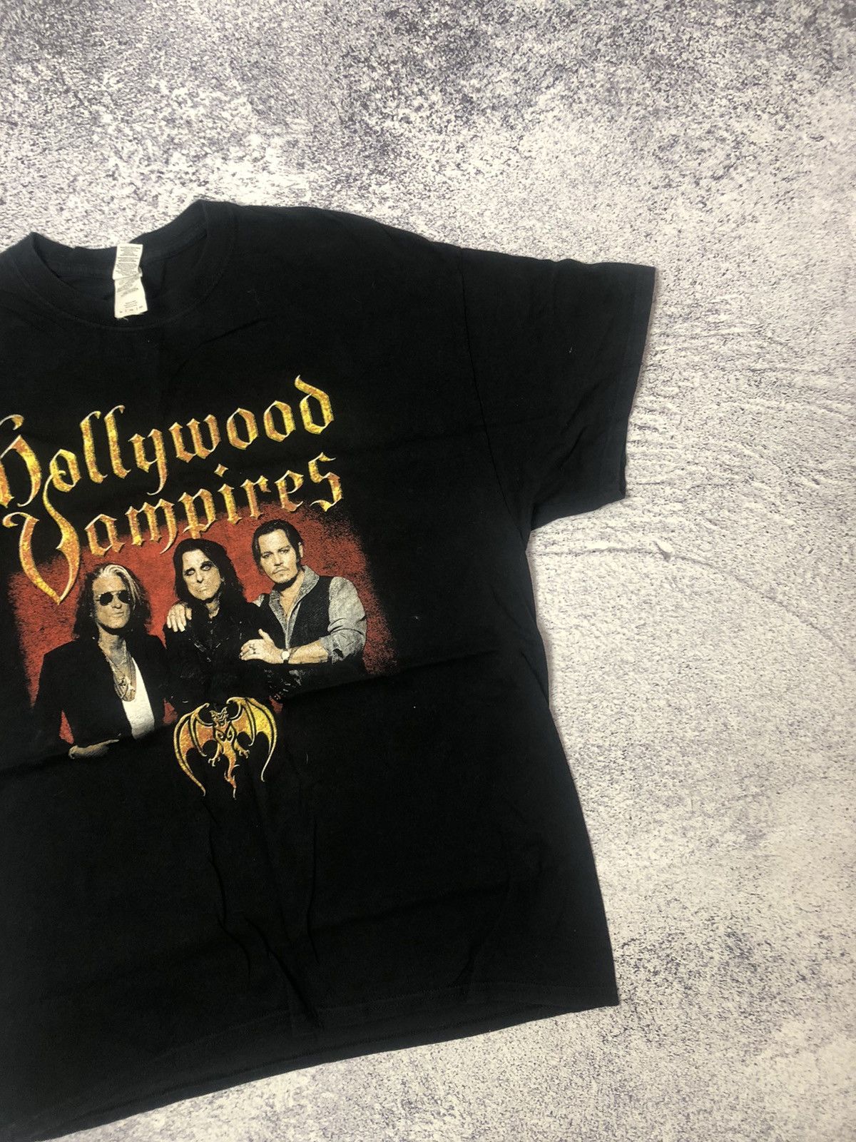 Band Tees Vintage T-shirt merch Bollywood Vampires y2k size Xl casual Size US XL / EU 56 / 4 - 3 Thumbnail