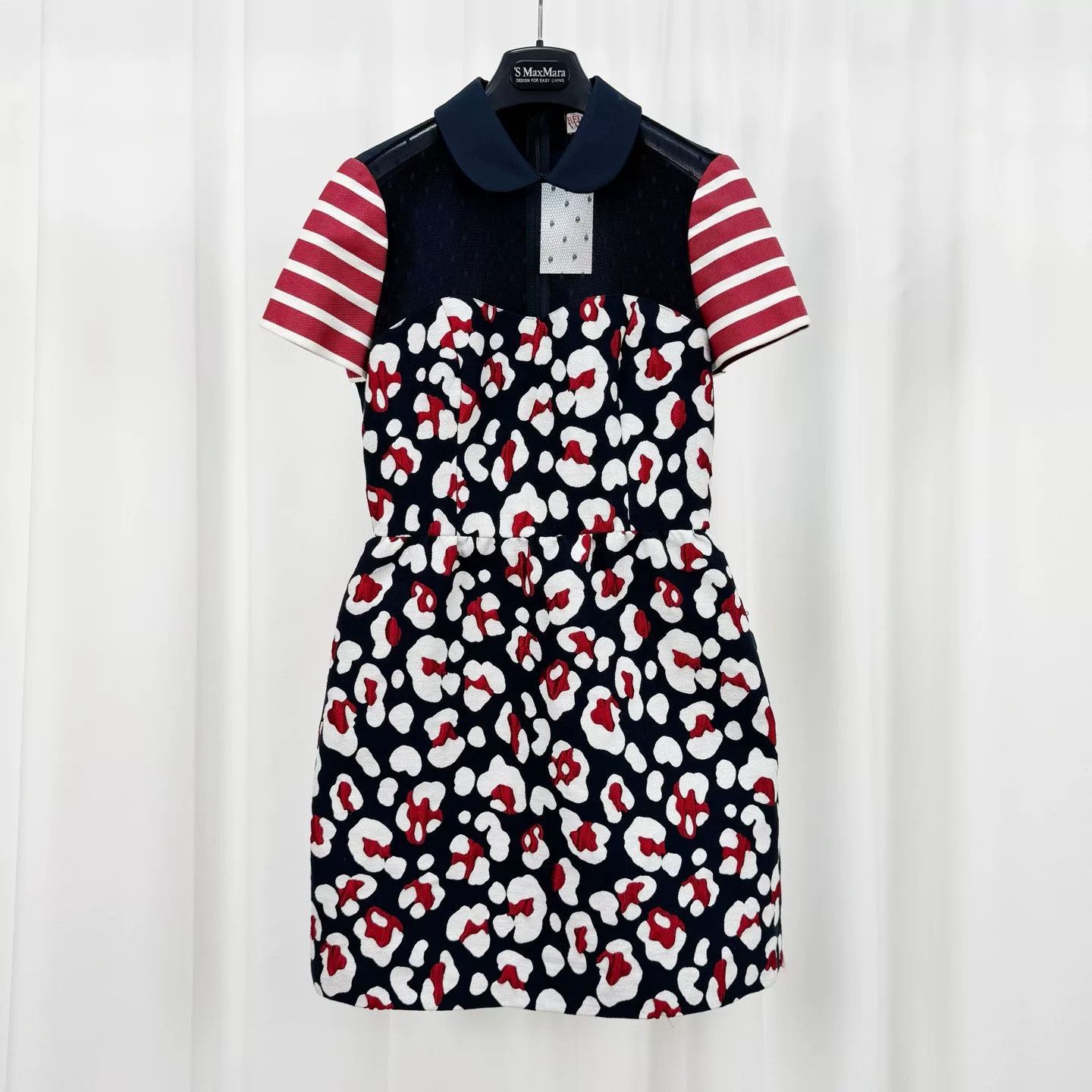 Valentino Valentino Embroidered Floral Heavy Dress Size S / US 4 / IT 40 - 1 Thumbnail