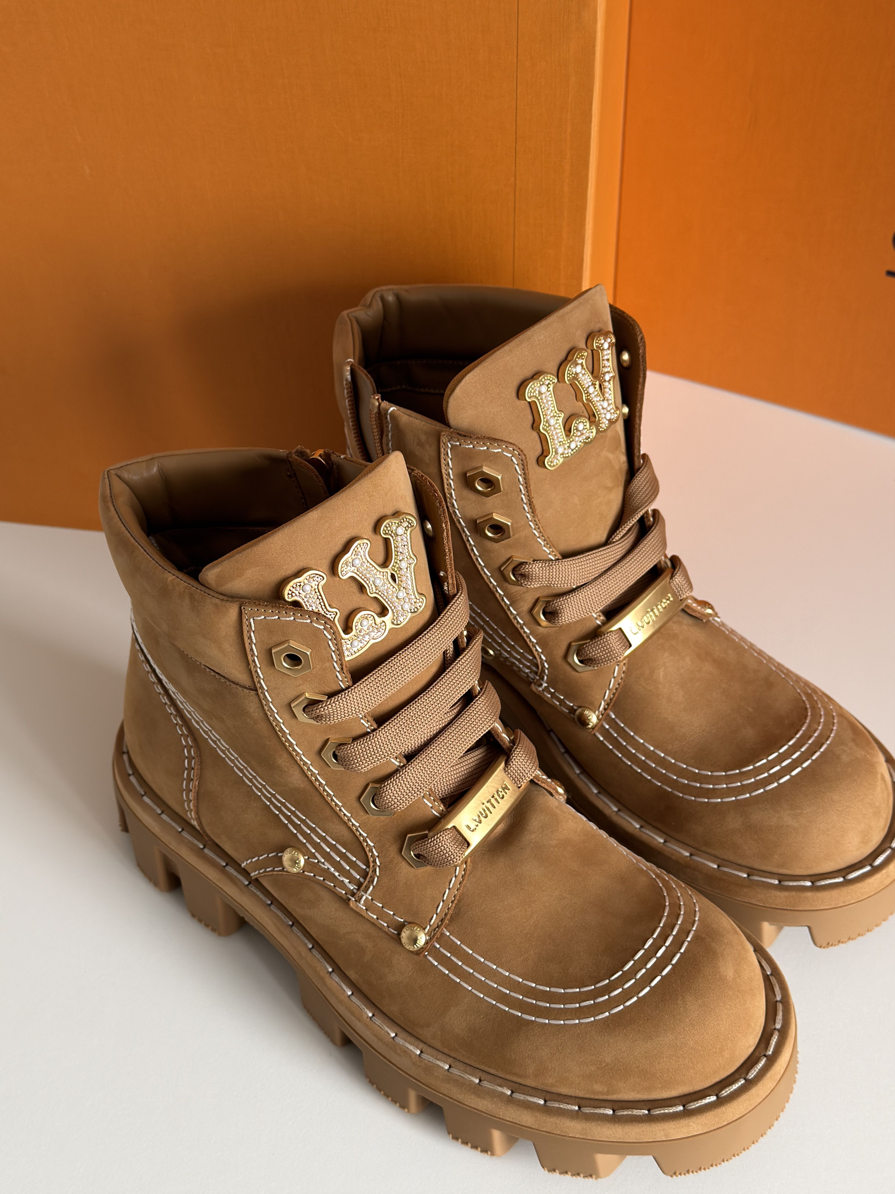 Louis Vuitton LV Checker Ankle Boot | size 8lv Size US 8 / EU 41 - 4 Thumbnail