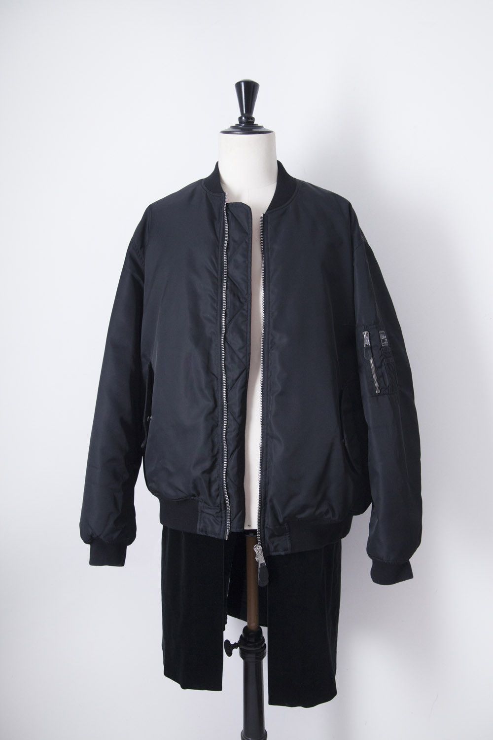Raf Simons AW22 Ghost extended MA-1 bomber jacket Size US M / EU 48-50 / 2 - 1 Thumbnail