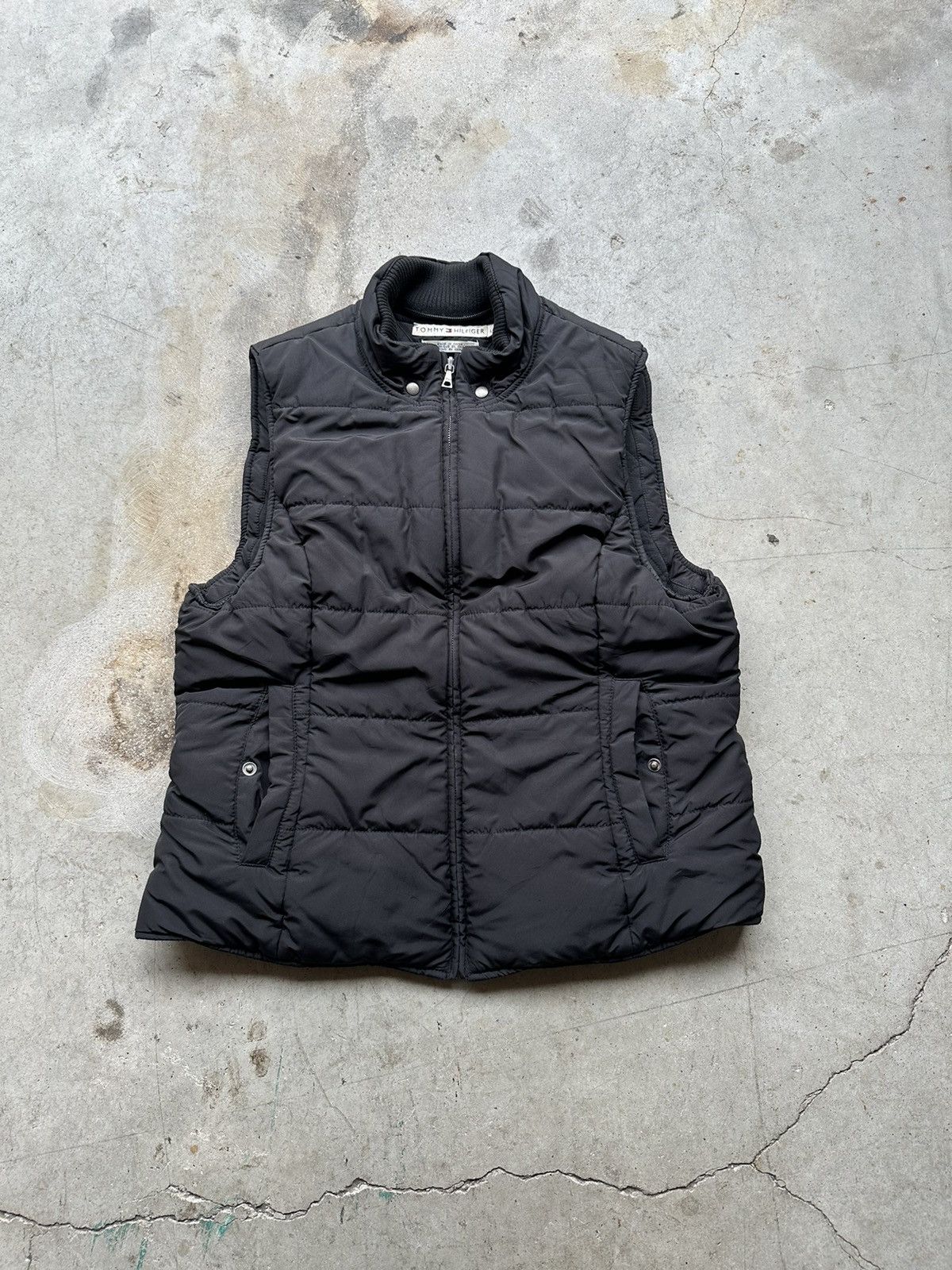 Tommy Hilfiger Vintage Y2K Black Tommy Hilfiger Vest Size US L / EU 52-54 / 3 - 1 Thumbnail