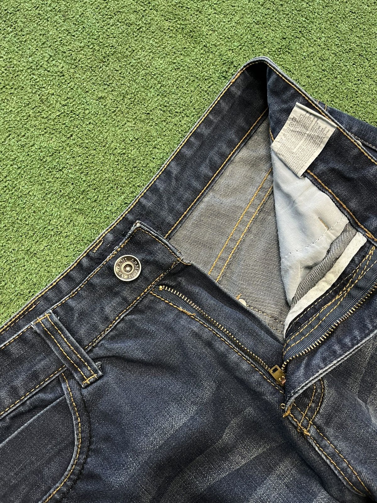 Armani × Vintage Vintage Armani eco wash denim pants Size US 32 / EU 48 - 8 Thumbnail