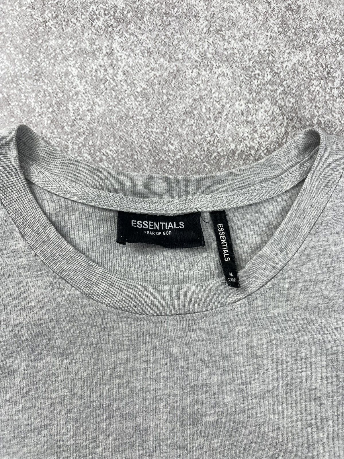 Fear of God Fear of God Essentials Logo Reflective T-Shirt Size US M / EU 48-50 / 2 - 6 Thumbnail