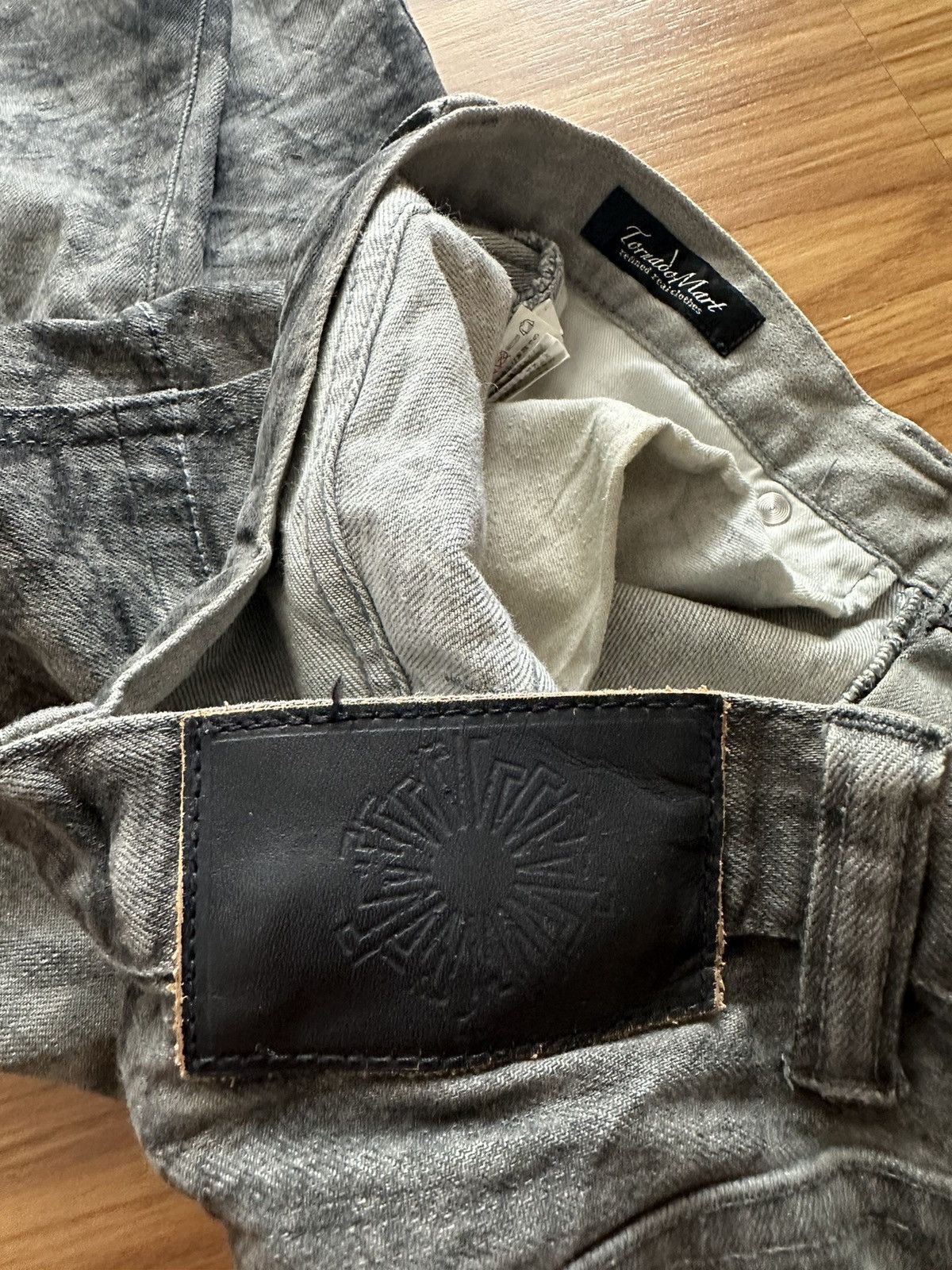 Le Grande Bleu (L.G.B.) Tornado Mart Japan Flare Mud Wash Denim Pant Size US 30 / EU 46 - 11 Thumbnail