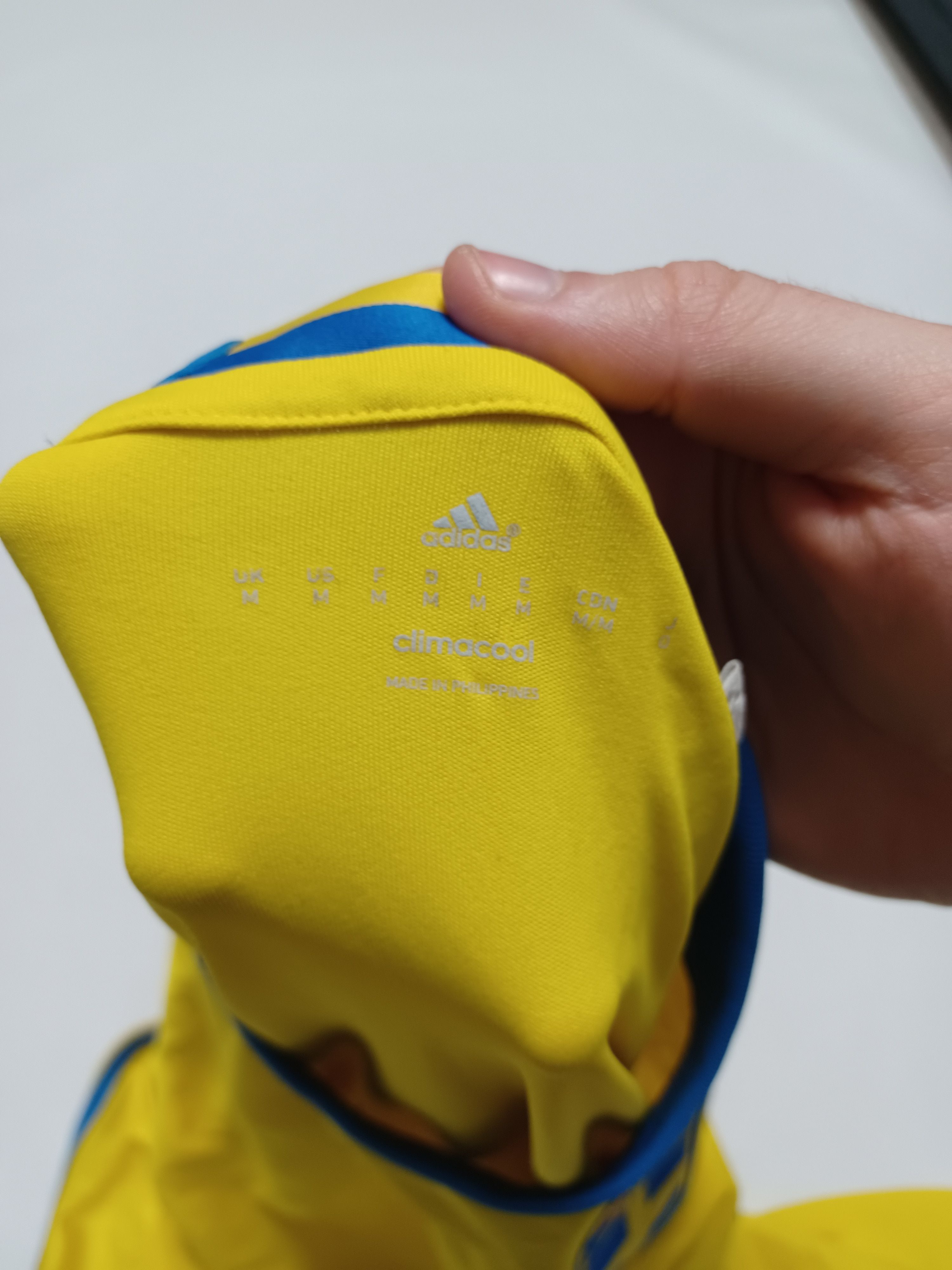 Adidas Sweden national football team soccer jersey Size M / US 6-8 / IT 42-44 - 4 Thumbnail