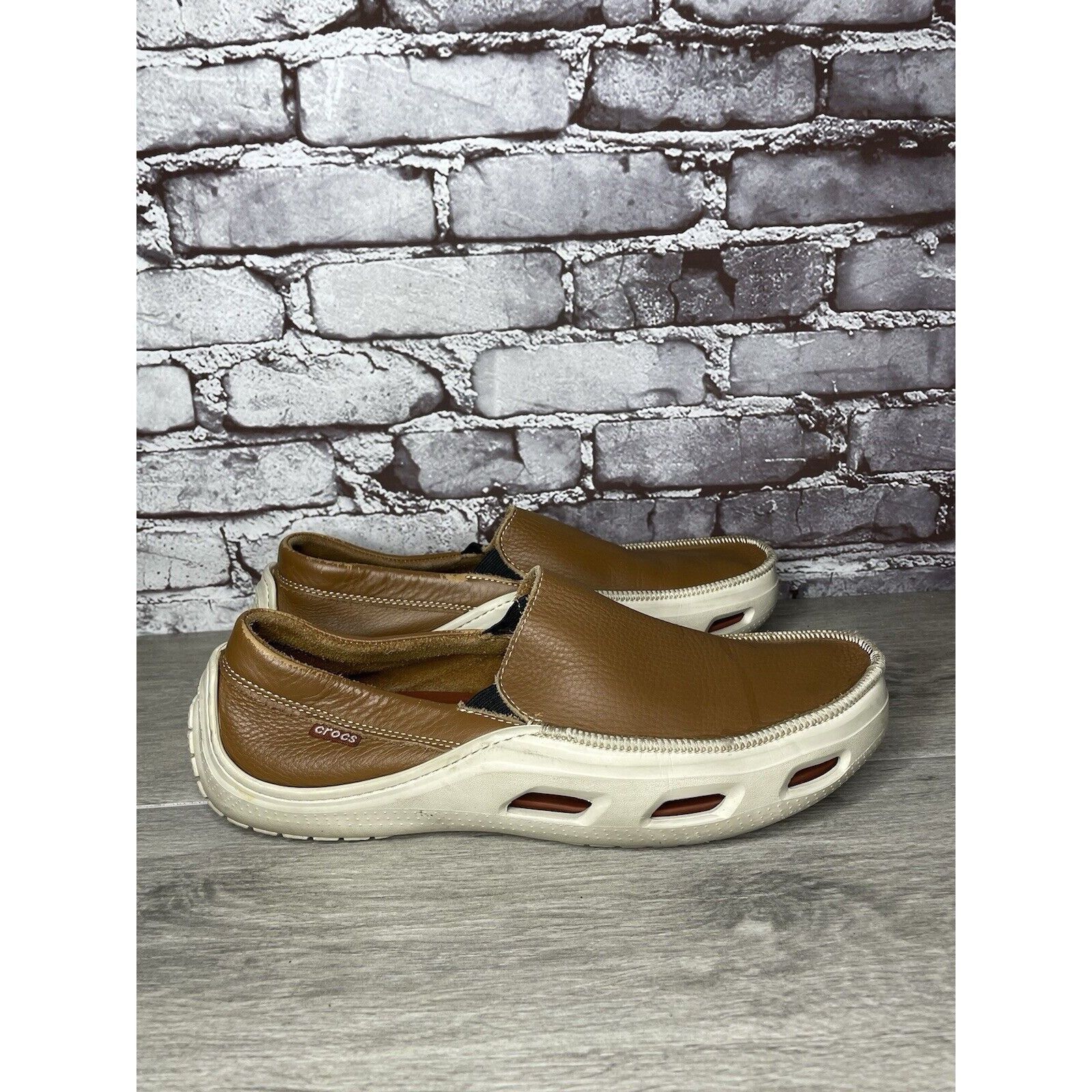 Crocs Crocs Brown Leather Vented Soles Cushioned Outdoor Loafers M Size US 12 / EU 45 - 21 Thumbnail