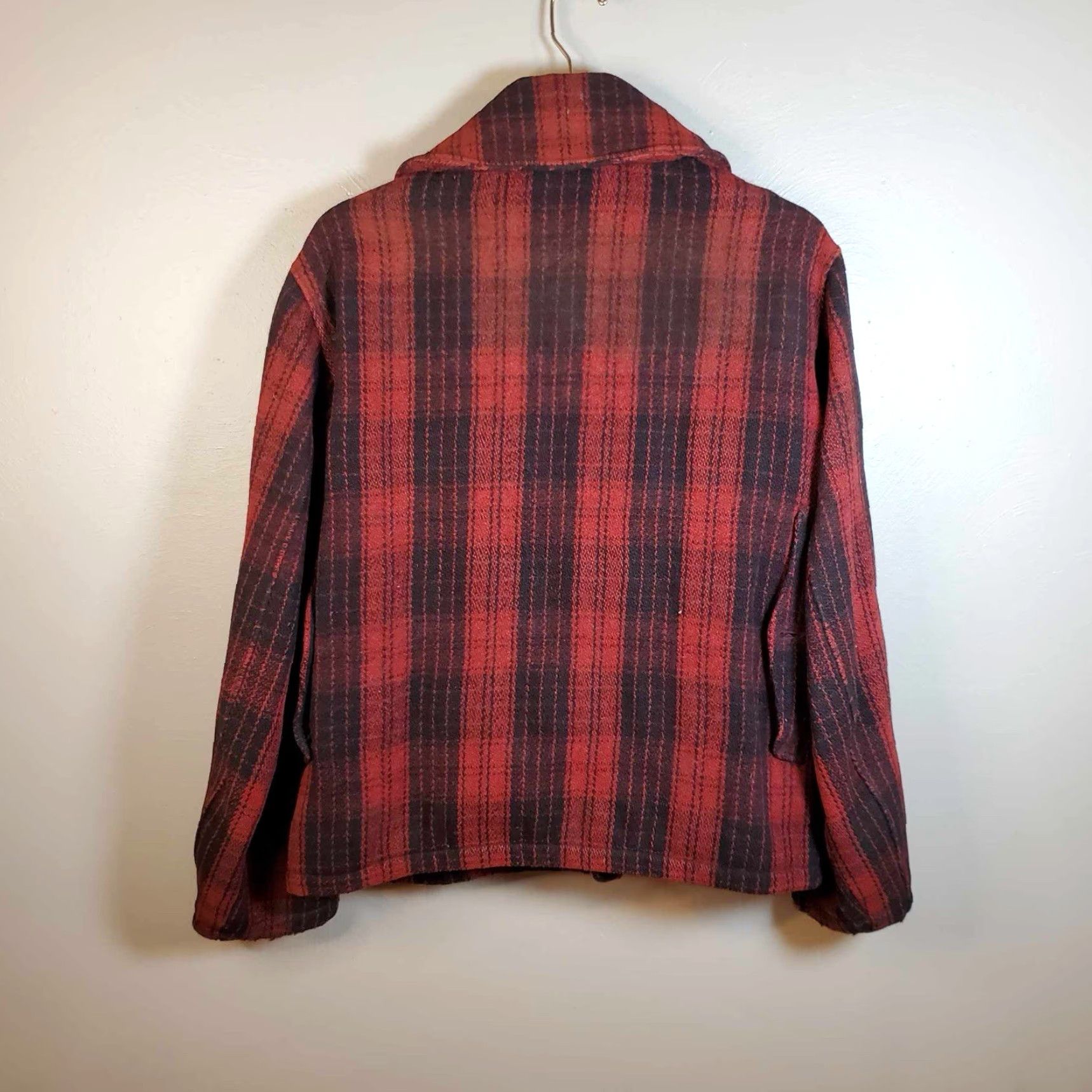 Vintage VINTAGE Woolrich Jacket Mens 42 Mackinaw 1940s Buffalo Plaid Wool Chore Coat Size US XS / EU 42 / 0 - 7 Thumbnail