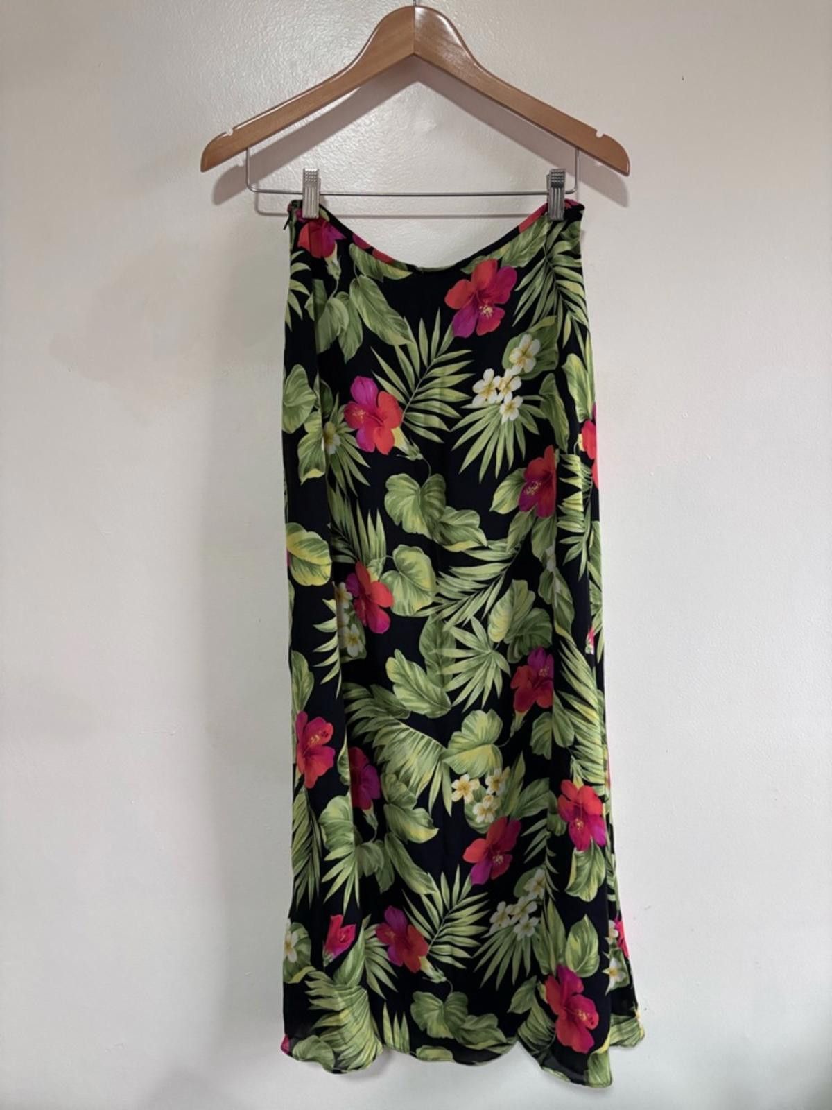 Lauren Ralph Lauren Lauren Ralph Lauren 100% Silk Floral Black Maxi Skirt size 6 Size 28" / US 6 / IT 42 - 1 Thumbnail