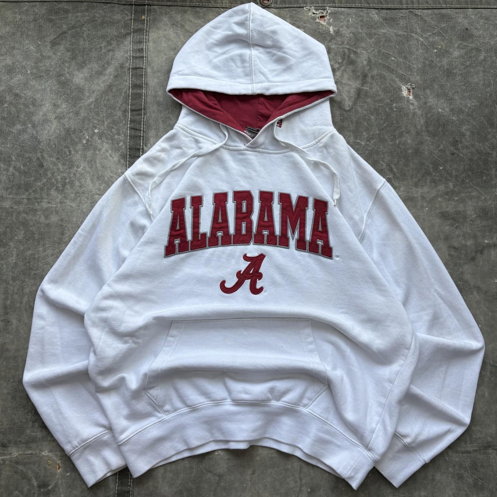 Vintage Vintage Y2K Alabama Crimson Tide Embroidered College Hoodie Size US L / EU 52-54 / 3 - 1 Thumbnail