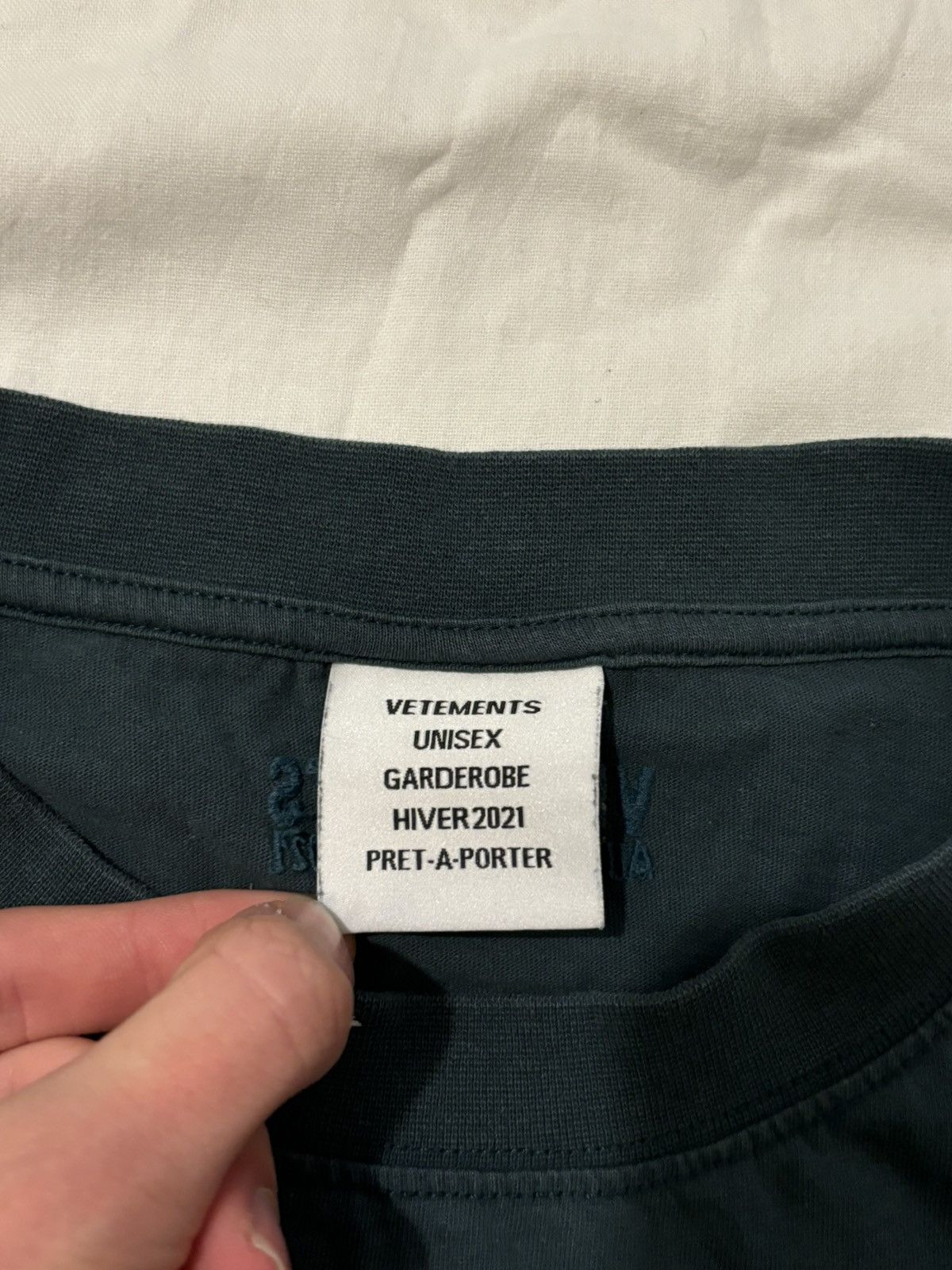 Vetements Vetements Polizei T-shirt Size US S / EU 44-46 / 1 - 6 Thumbnail