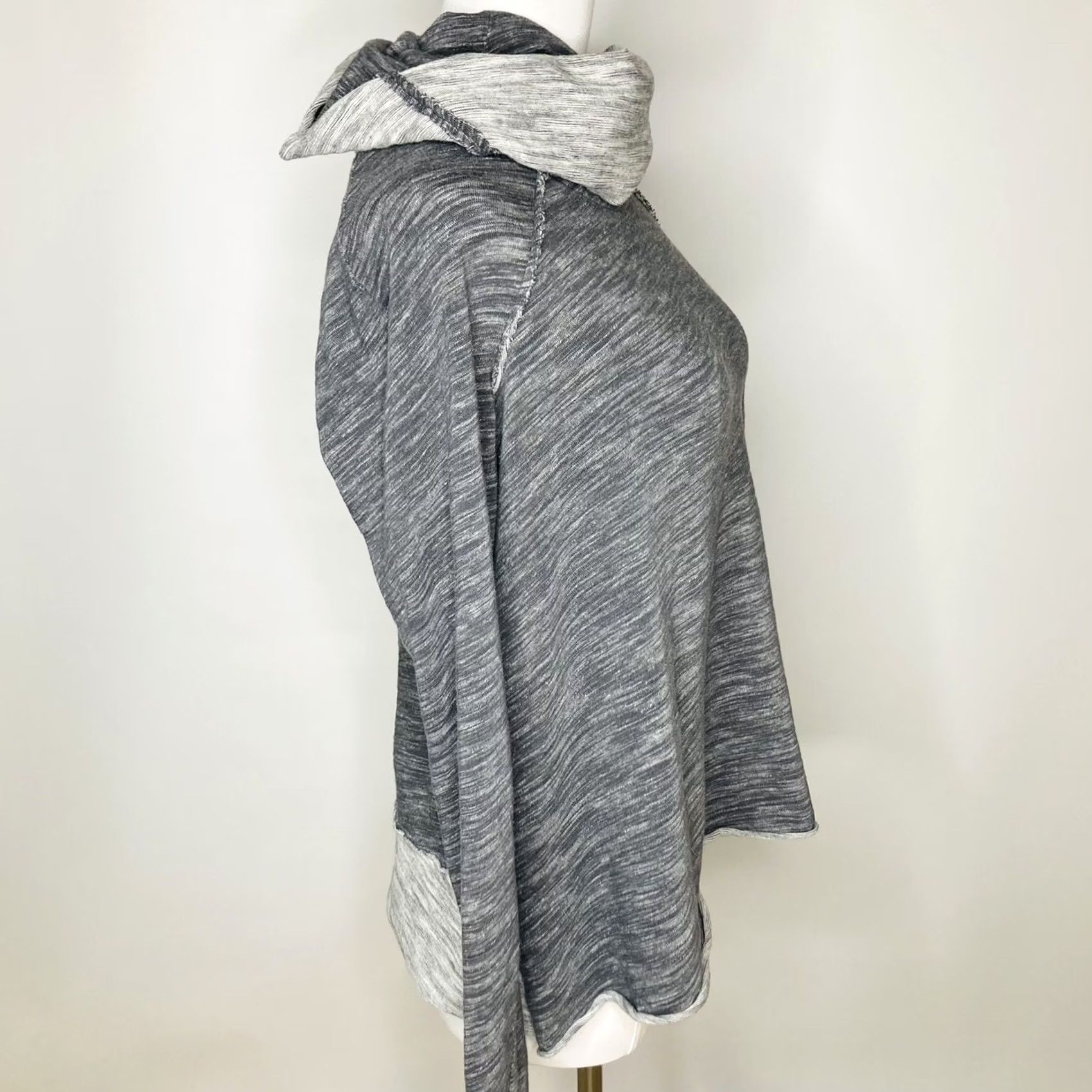 Vintage FP Beach Cowl Neck Pullover Sweater Gray One Size Long Sleeve Casual Beachy Size ONE SIZE - 2 Thumbnail