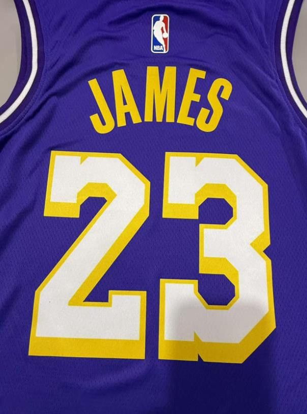 NBA Los Angeles Lakers 23 LeBron James Jersey 2026 Size US XL / EU 56 / 4 - 3 Thumbnail