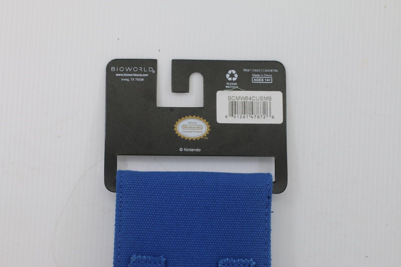 Nintendo Super Mario Canvas Bi-Fold Wallet Blue Red Nintendo BioWorld Size ONE SIZE - 3 Thumbnail