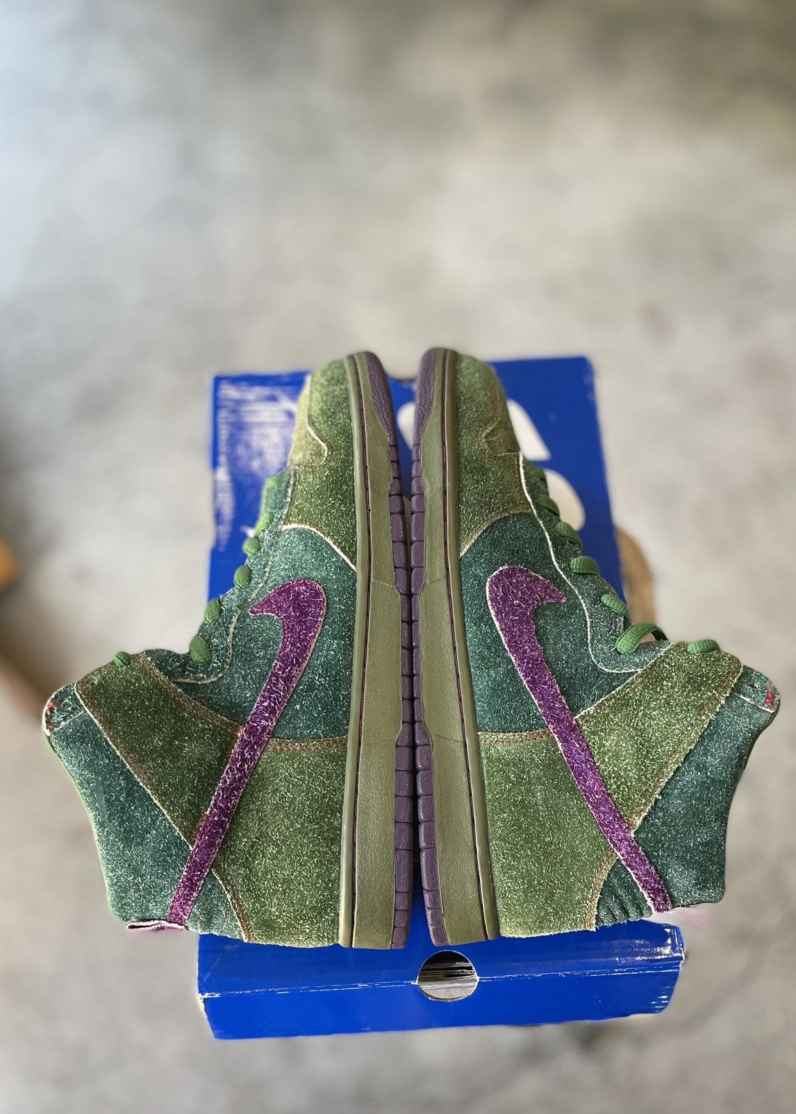 Nike Nike SB Dunk High Skunk 420 Size US 11 / EU 44 - 9 Thumbnail