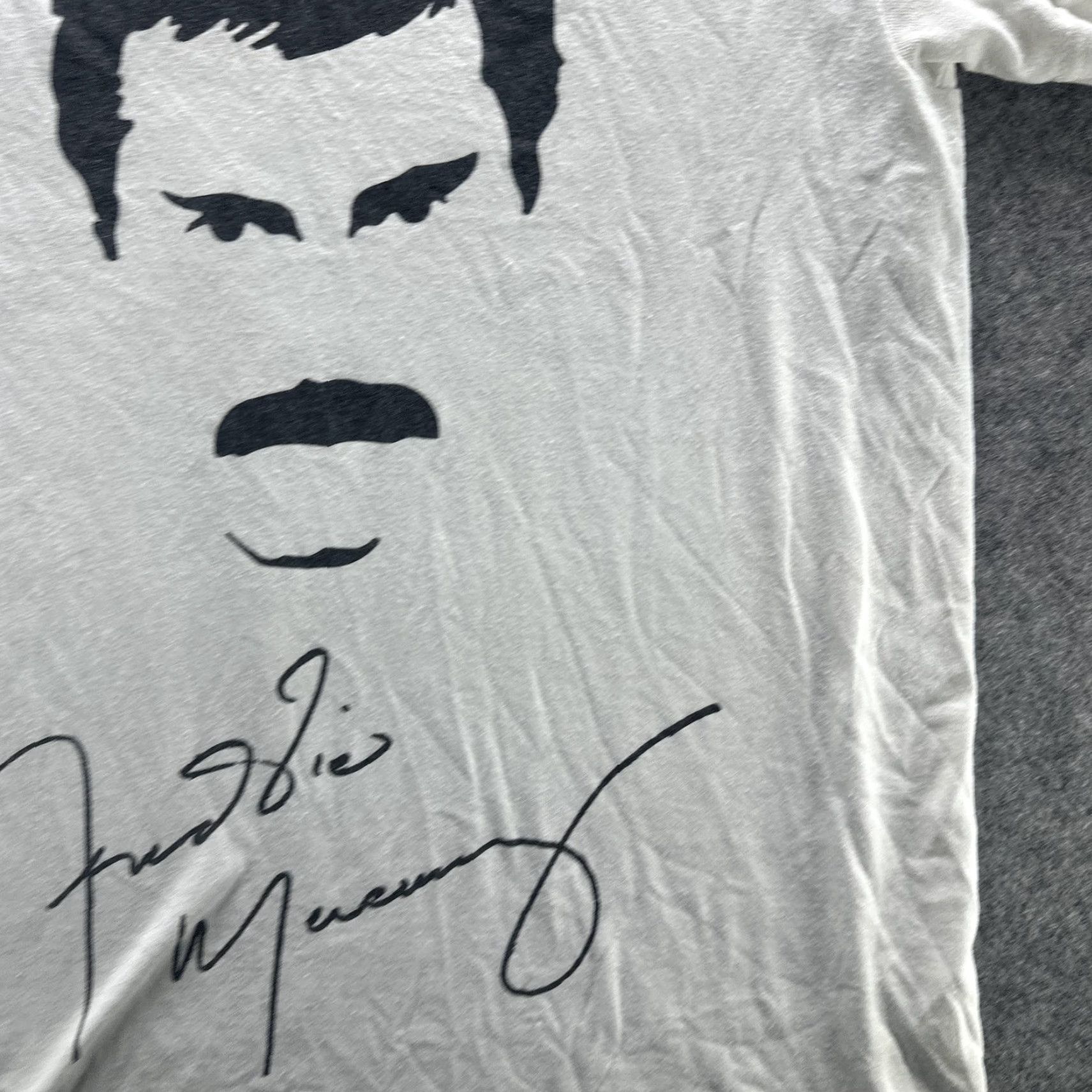 Other Freddie Mercury Shirt Mens Small White Graphic Signature Queen Rock Tee Size US S / EU 44-46 / 1 - 7 Thumbnail
