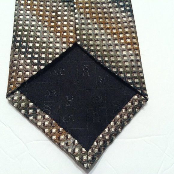 Kenneth Cole KENNETH COLE MEN'S NEW 100%SILK TIE WIDTH: 3 7/8" Size ONE SIZE - 6 Thumbnail