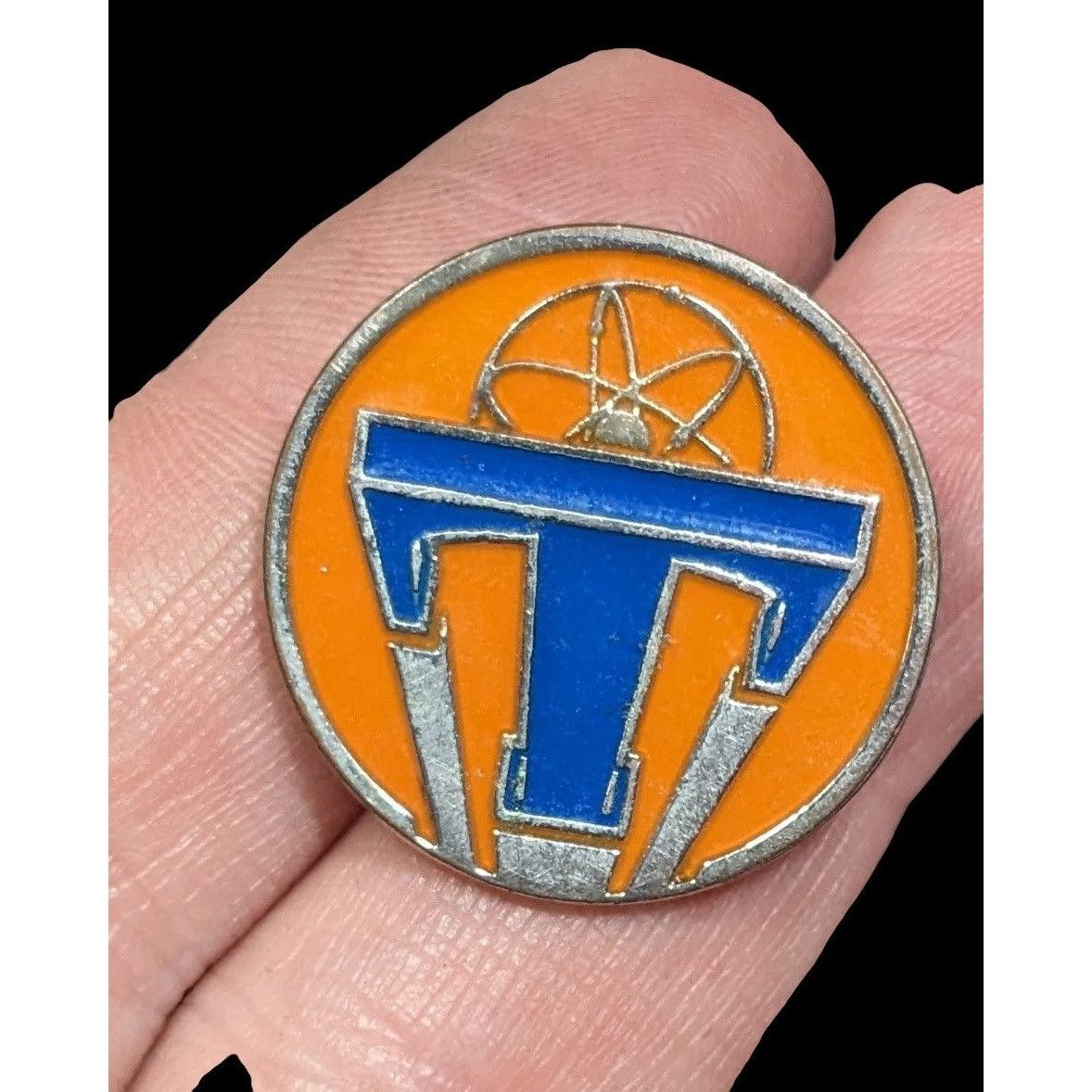 Disney Disney 2015 Tomorrowland Collectible Lapel Pin Size ONE SIZE - 1 Thumbnail