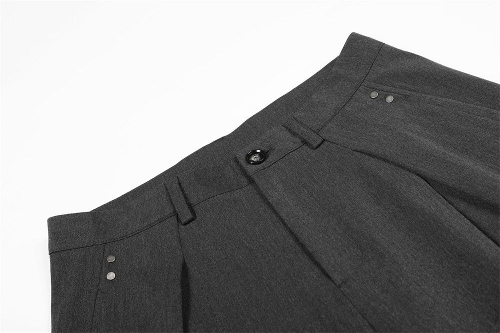 Japanese Brand Men's American Solid-Color Loose-Fit Casual Suit Shorts Size US 32 / EU 48 - 3 Thumbnail